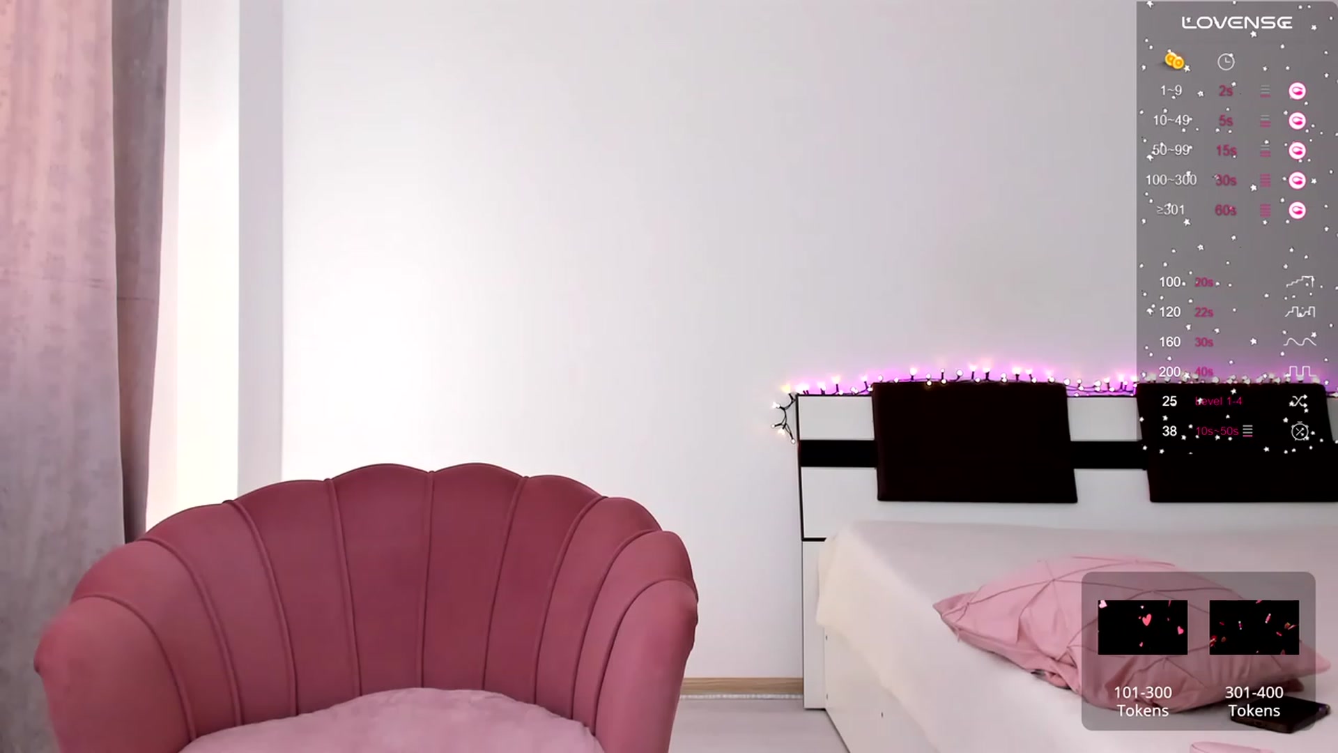 Gallery image thumbnail from XLorraine's myfreecams stream on, 12/12/2023, 10:20 image 18 of 20