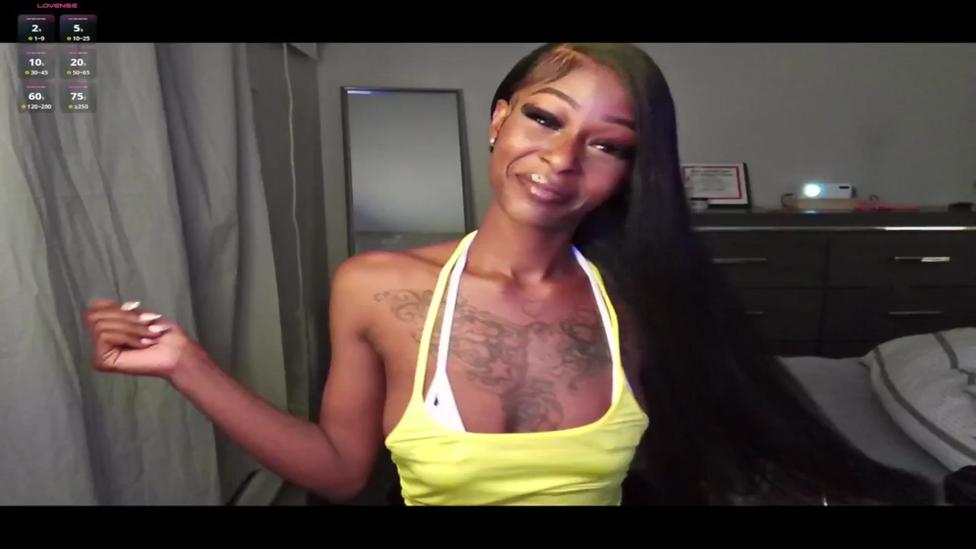 Gallery image thumbnail from XLovelyRose23's myfreecams stream on, 04/30/2025, 02:10 image 3 of 20