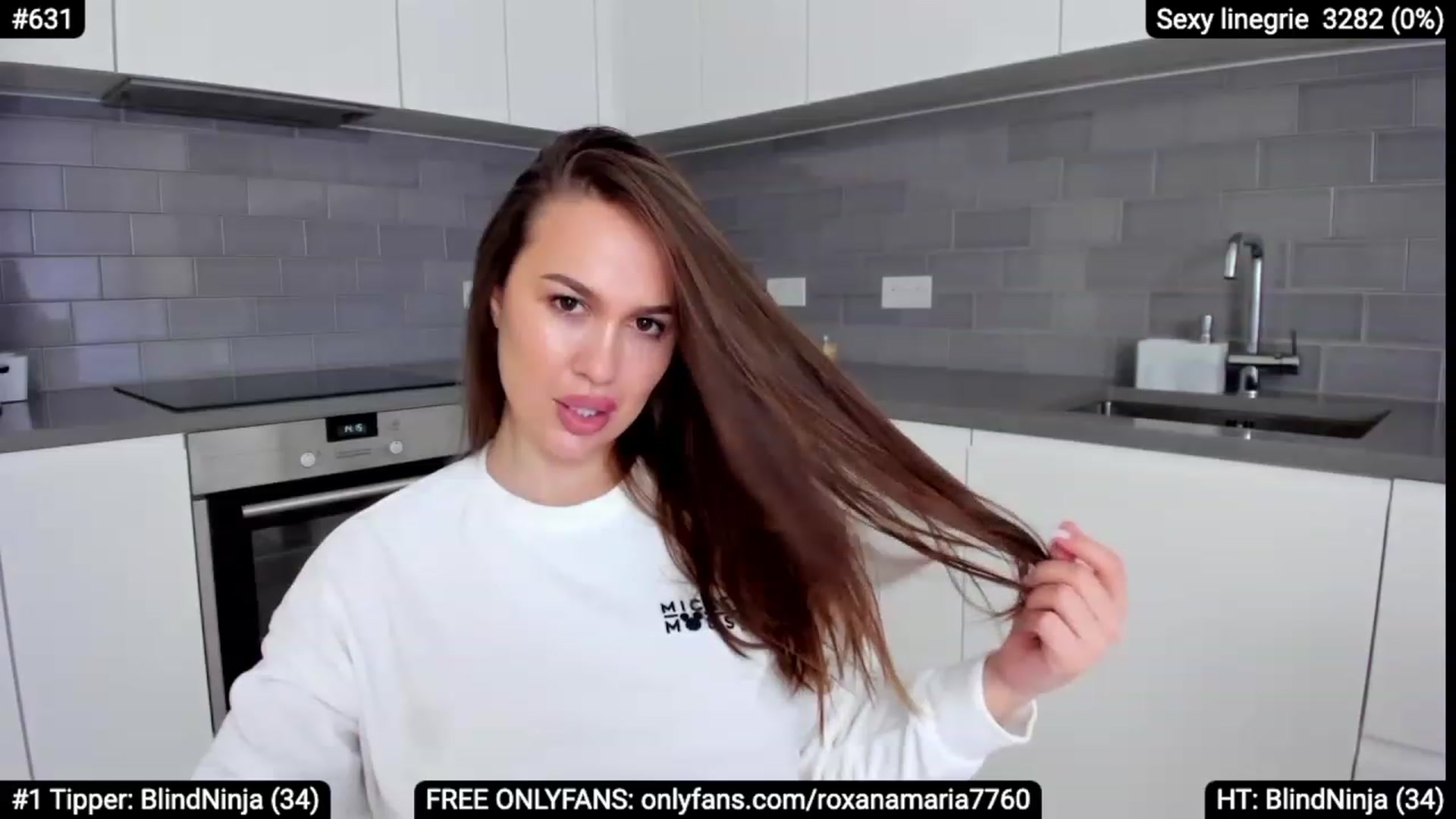 Gallery image thumbnail from XMirrabbellaX's myfreecams stream on, 03/20/2023, 14:34 image 12 of 20