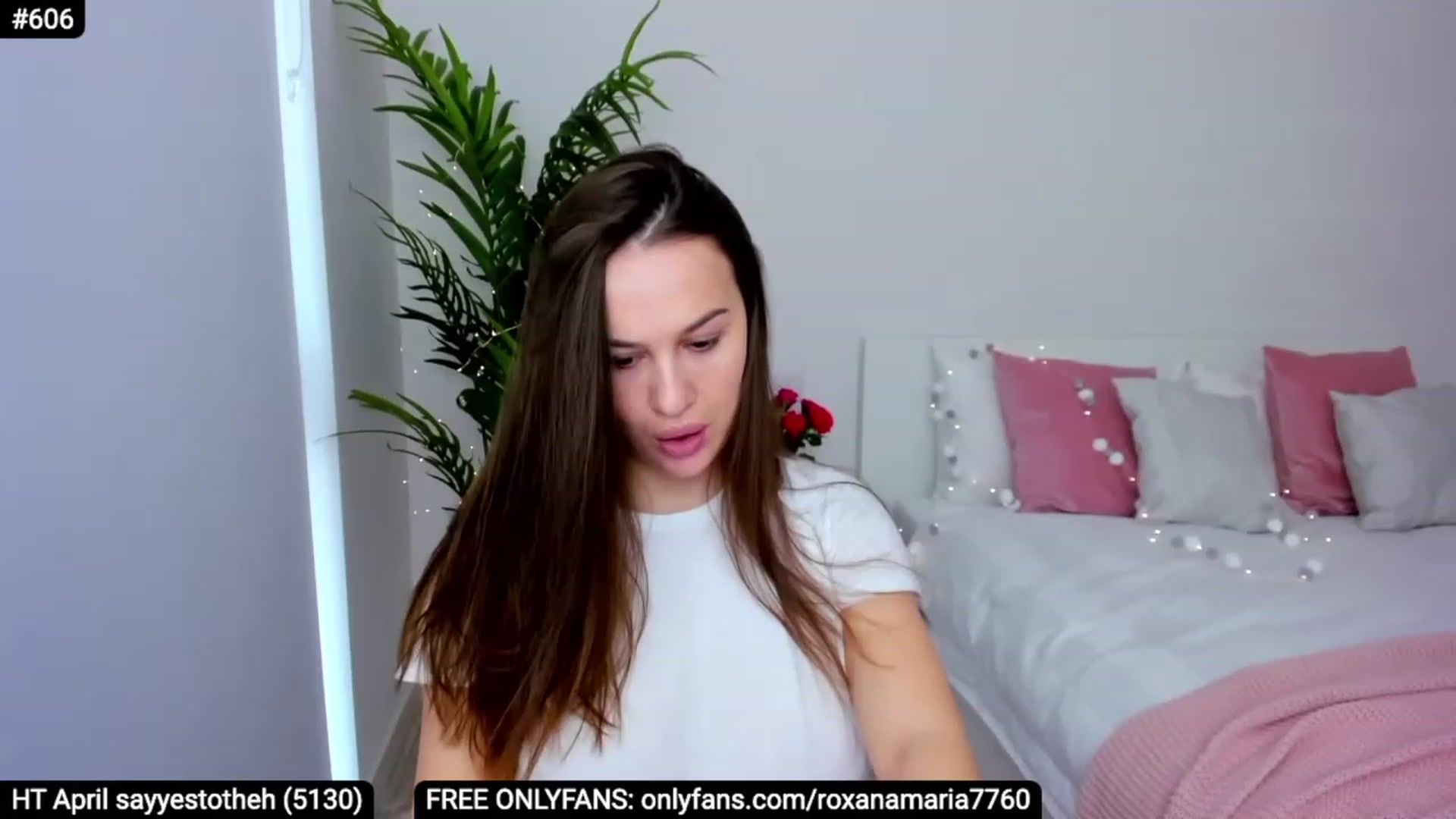 Gallery image thumbnail from XMirrabbellaX's myfreecams stream on, 04/18/2023, 13:42 image 17 of 20