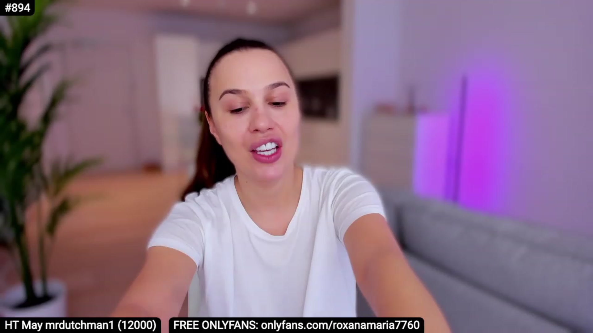 Gallery image thumbnail from XMirrabbellaX's myfreecams stream on, 05/10/2023, 12:11 image 13 of 20
