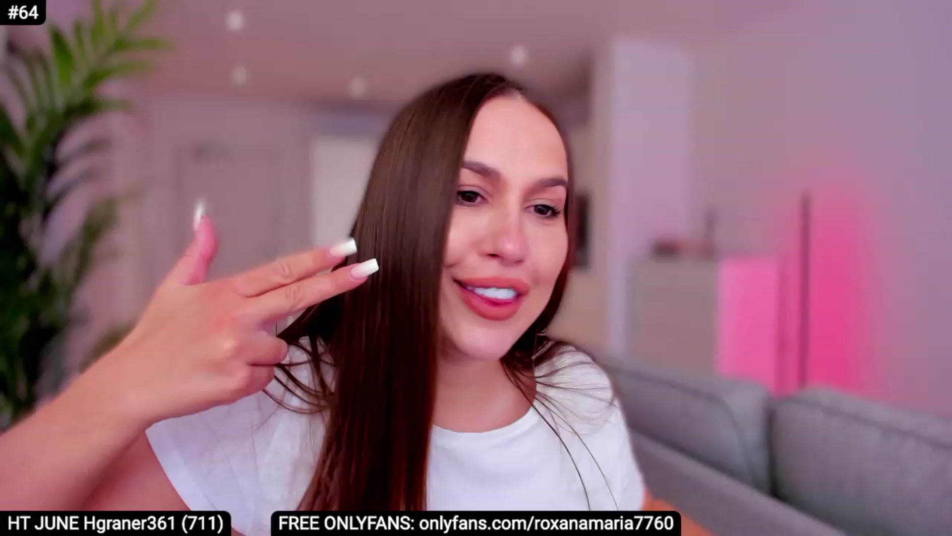 Gallery image thumbnail from XMirrabbellaX's myfreecams stream on, 06/01/2023, 15:49 image 6 of 20