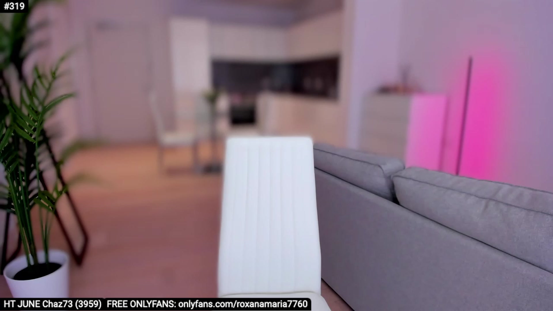 Gallery image thumbnail from XMirrabbellaX's myfreecams stream on, 06/19/2023, 14:50 image 10 of 20