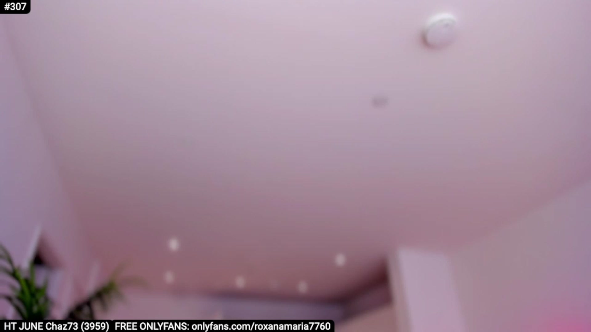 Gallery image thumbnail from XMirrabbellaX's myfreecams stream on, 06/29/2023, 16:33 image 11 of 20
