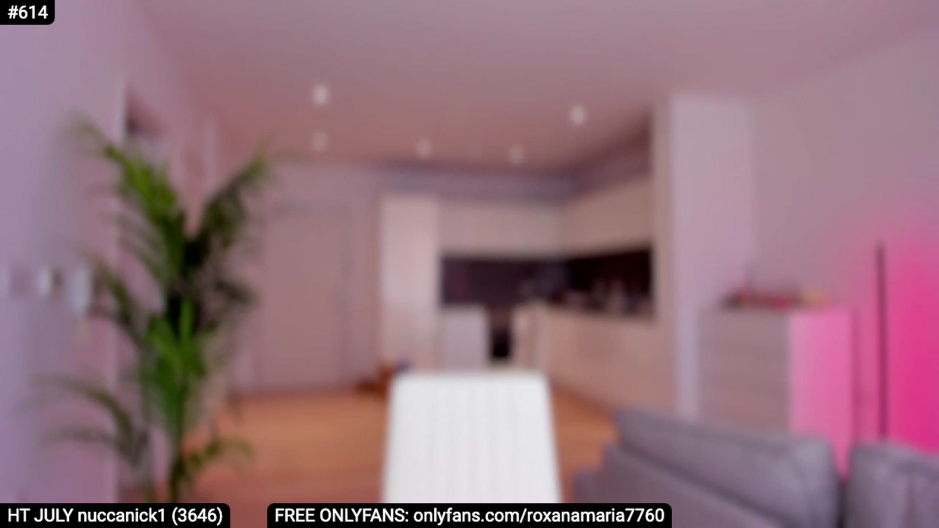 Gallery image thumbnail from XMirrabbellaX's myfreecams stream on, 07/05/2023, 15:52 image 1 of 20