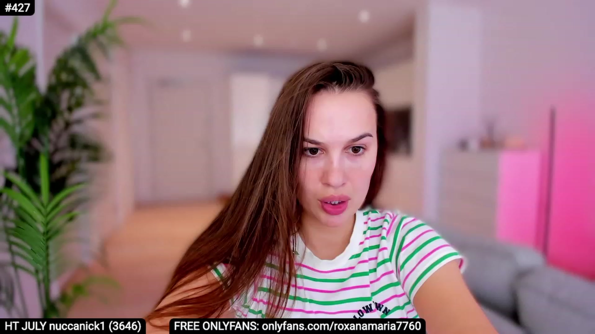 Gallery image thumbnail from XMirrabbellaX's myfreecams stream on, 07/21/2023, 11:12 image 2 of 20