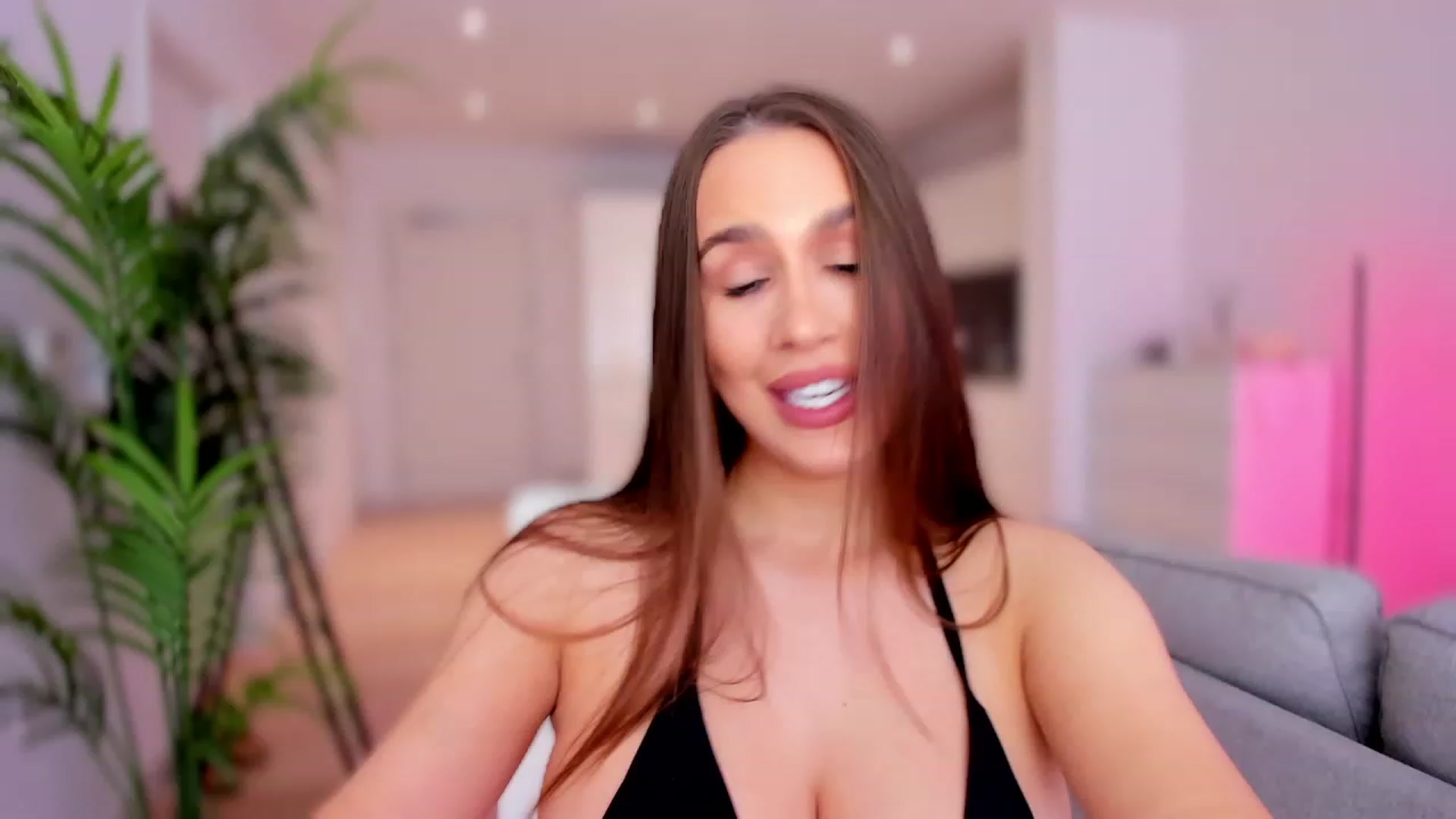 Gallery image thumbnail from XMirrabbellaX's myfreecams stream on, 07/28/2023, 12:42 image 2 of 20