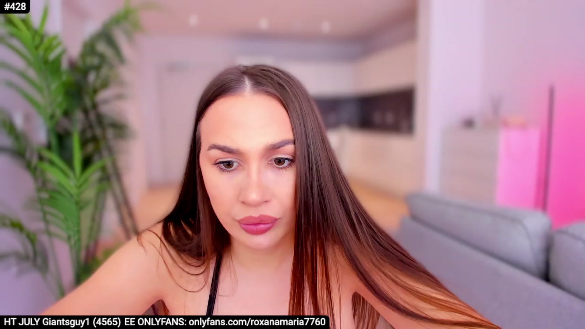 Gallery image thumbnail from XMirrabbellaX's myfreecams stream on, 07/28/2023, 12:42 image 19 of 20