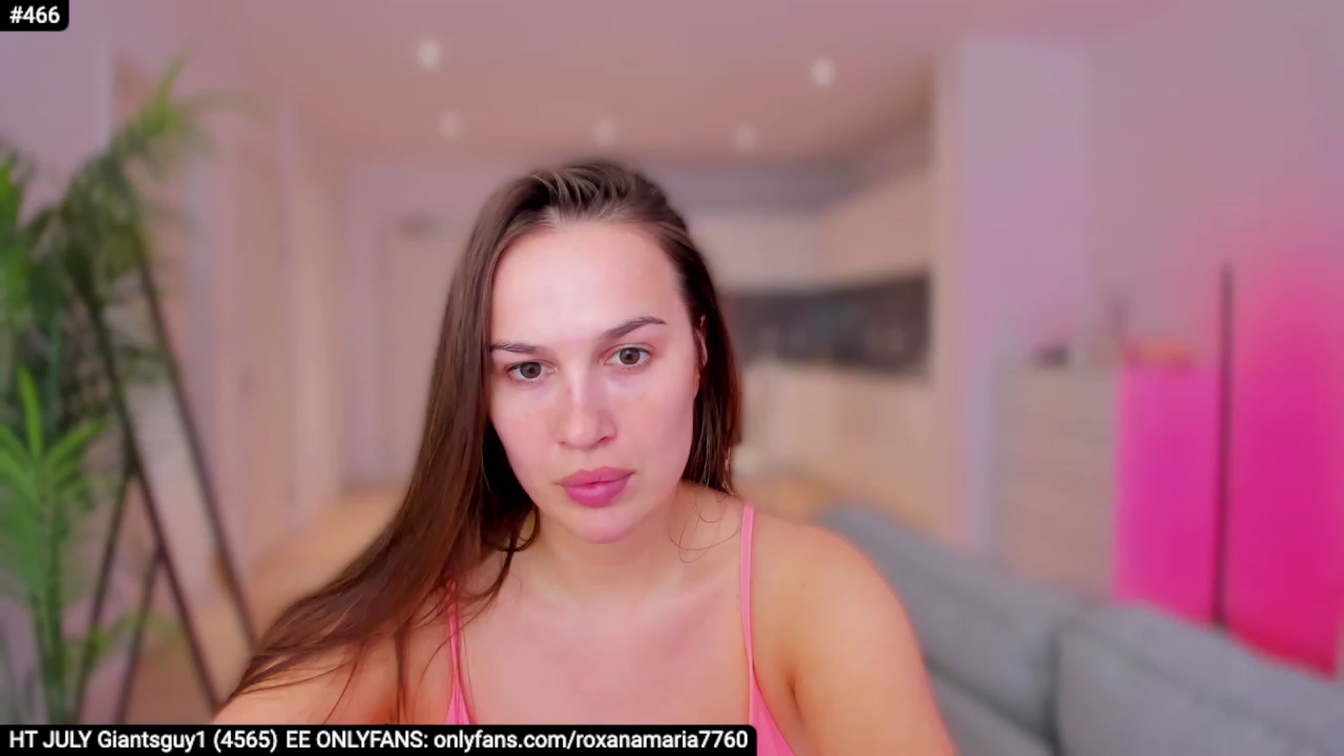 Gallery image thumbnail from XMirrabbellaX's myfreecams stream on, 07/31/2023, 15:57 image 12 of 20