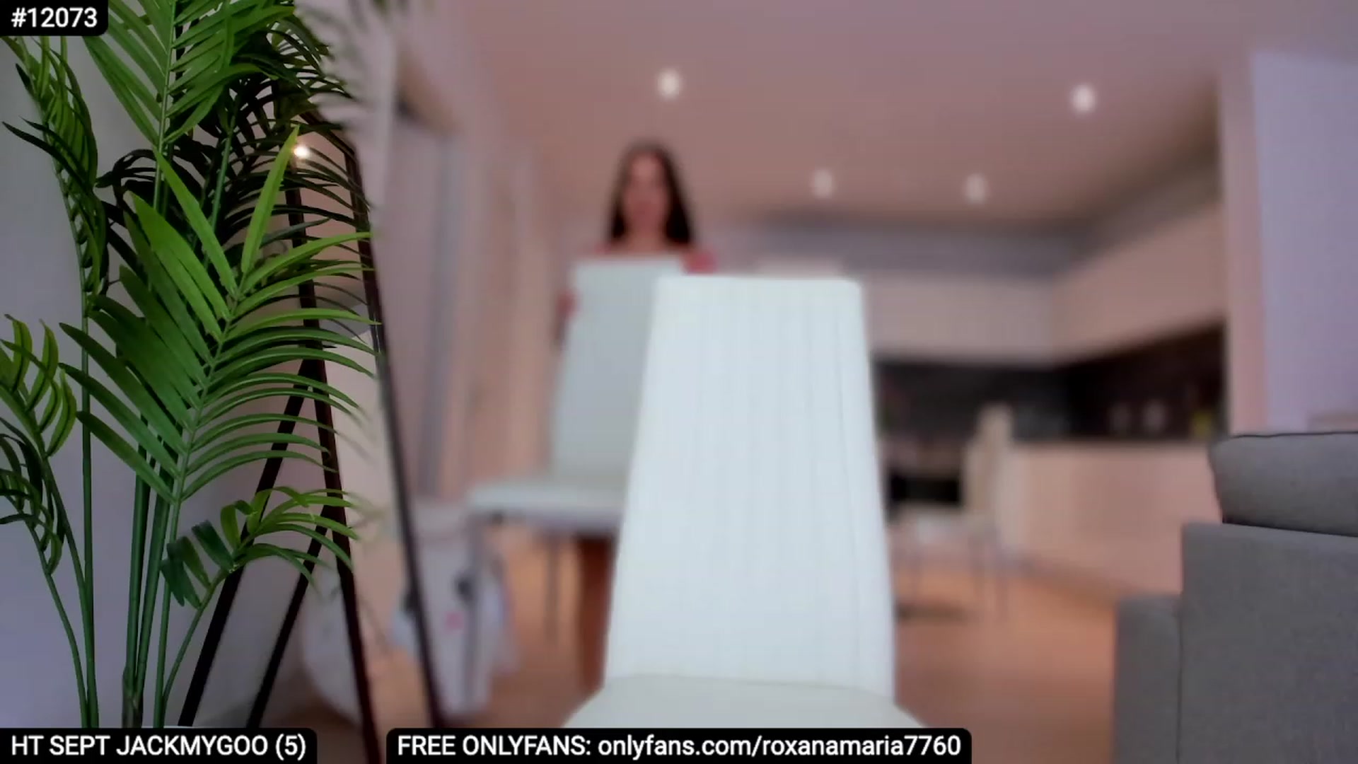 Gallery image thumbnail from XMirrabbellaX's myfreecams stream on, 09/19/2023, 15:02 image 3 of 20