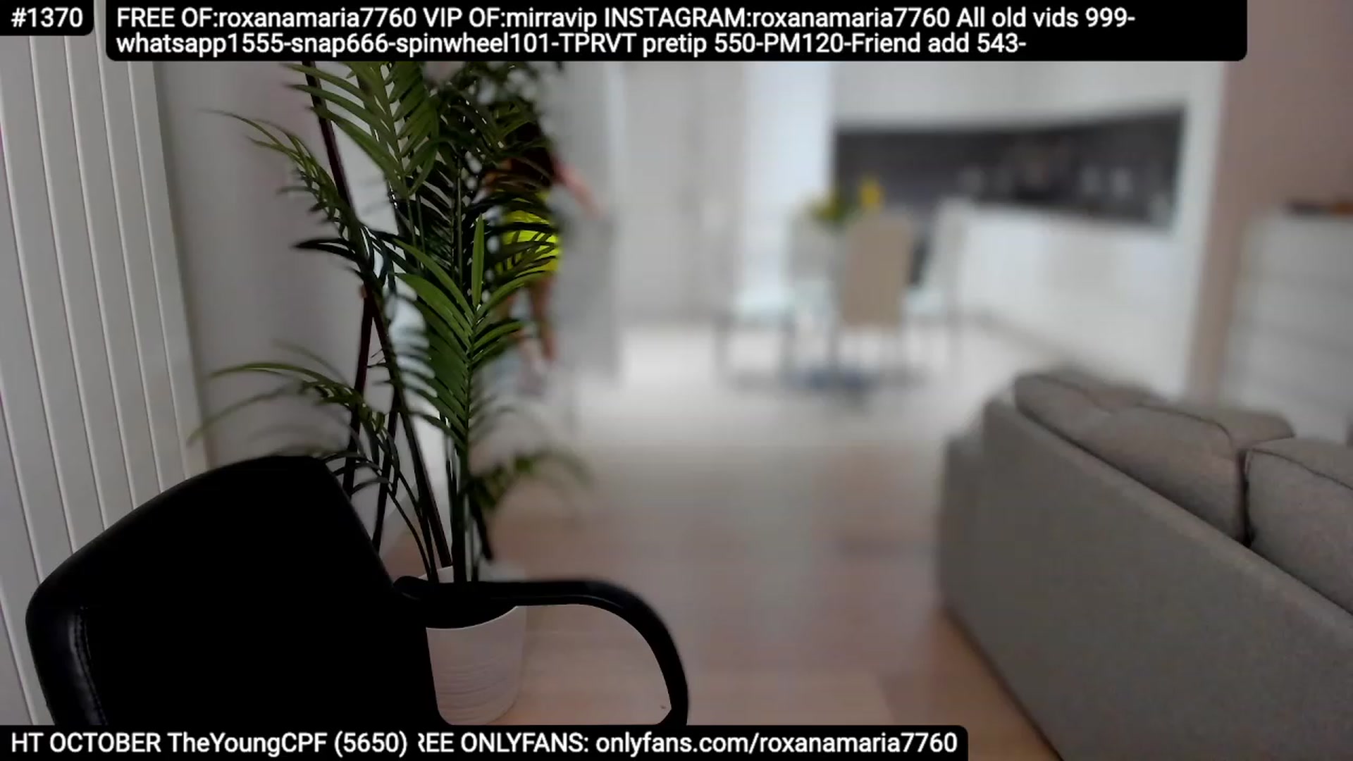 Gallery image thumbnail from XMirrabbellaX's myfreecams stream on, 10/27/2023, 22:58 image 12 of 20