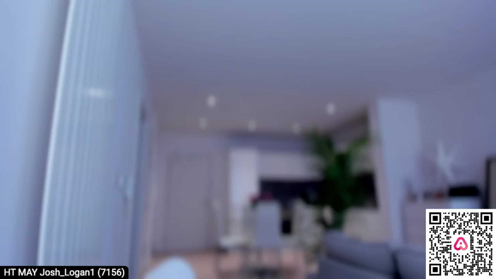 Gallery image thumbnail from XMirrabbellaX's myfreecams stream on, 05/11/2024, 16:25 image 7 of 20