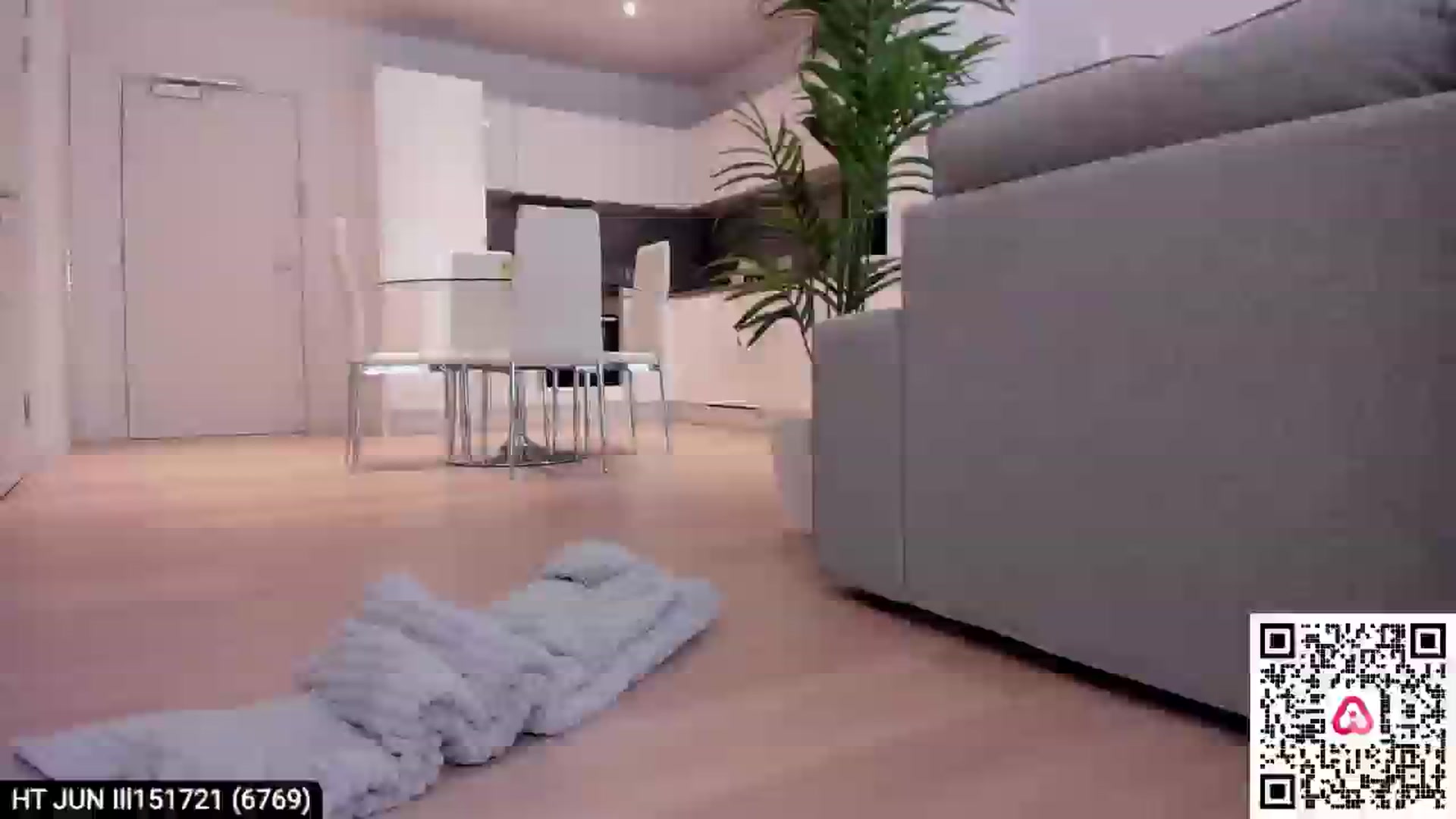 Gallery image thumbnail from XMirrabbellaX's myfreecams stream on, 06/14/2024, 16:29 image 8 of 20