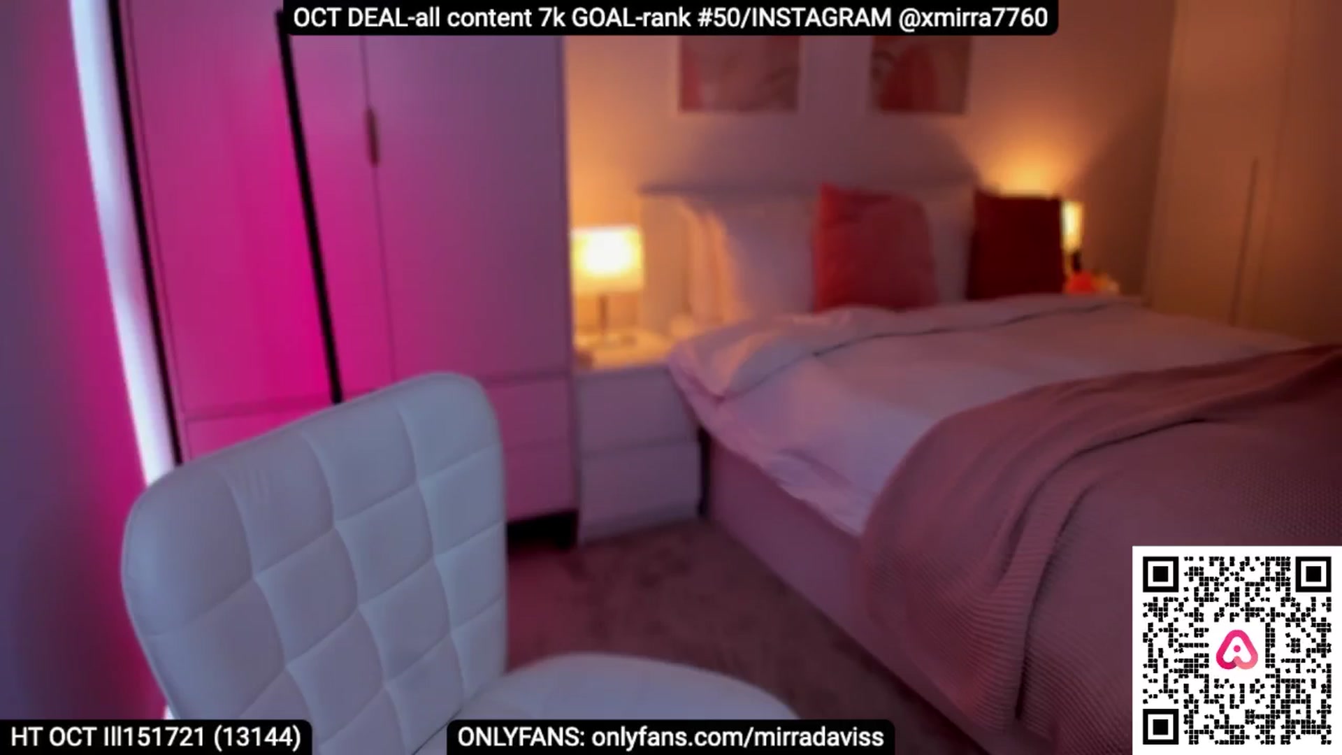 Gallery image thumbnail from XMirrabbellaX's myfreecams stream on, 10/21/2024, 11:13 image 17 of 20