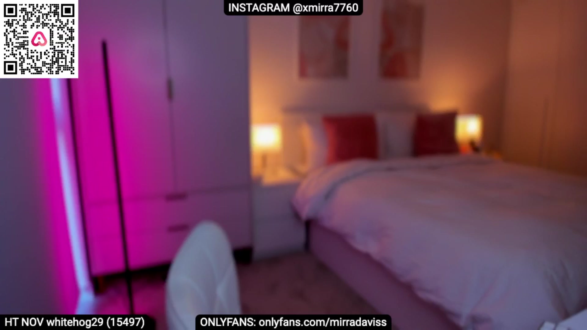 Gallery image thumbnail from XMirrabbellaX's myfreecams stream on, 11/22/2024, 14:10 image 18 of 20