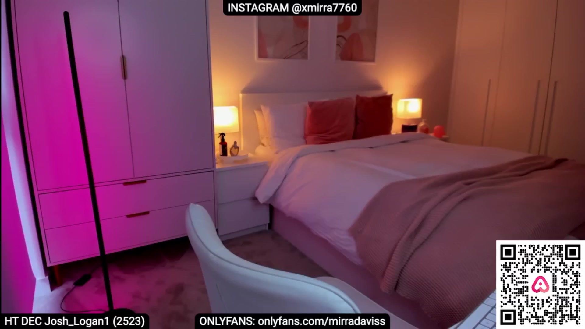 Gallery image thumbnail from XMirrabbellaX's myfreecams stream on, 12/04/2024, 13:47 image 7 of 20
