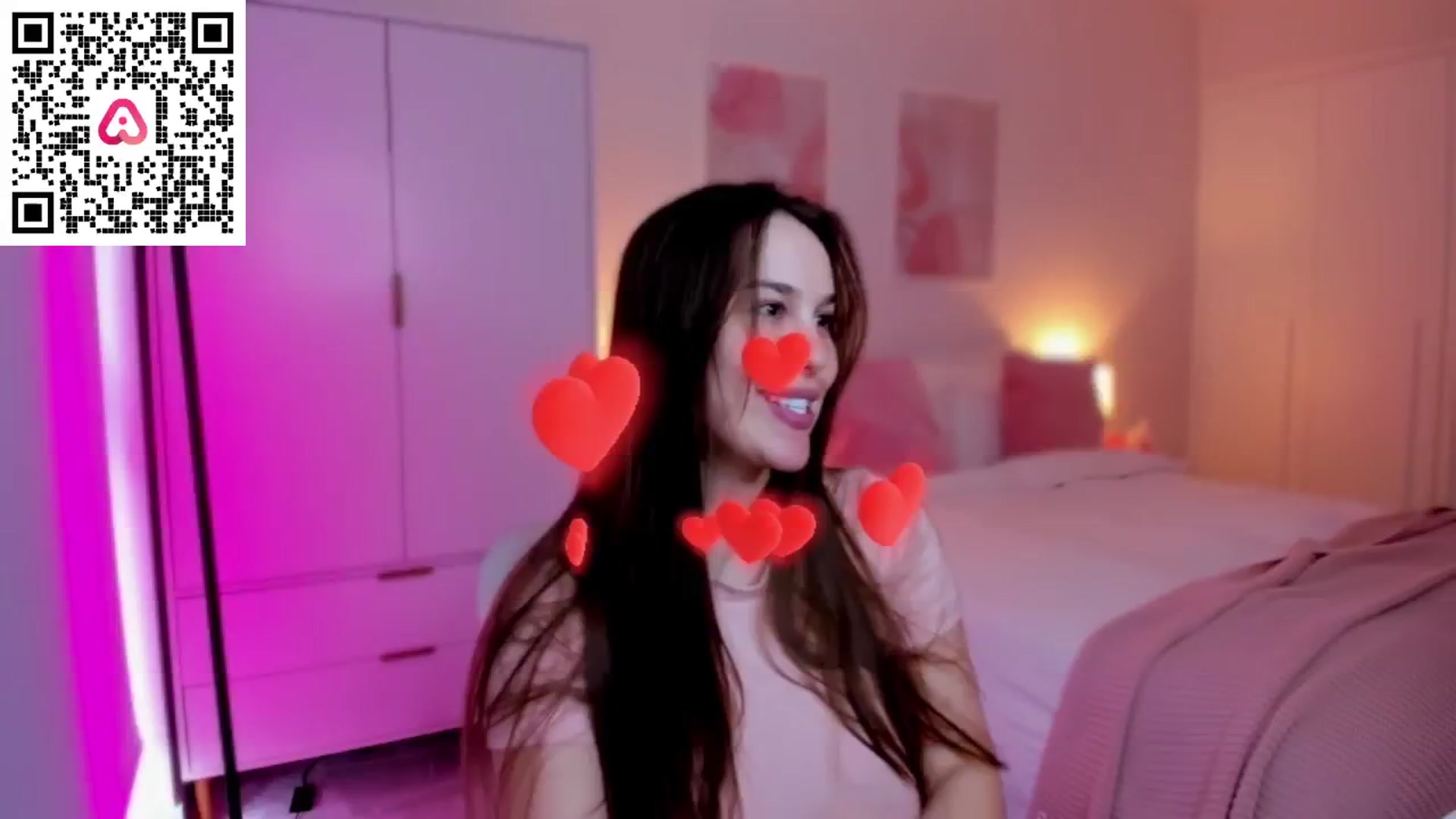 Gallery image thumbnail from XMirrabbellaX's myfreecams stream on, 01/21/2025, 15:01 image 6 of 20
