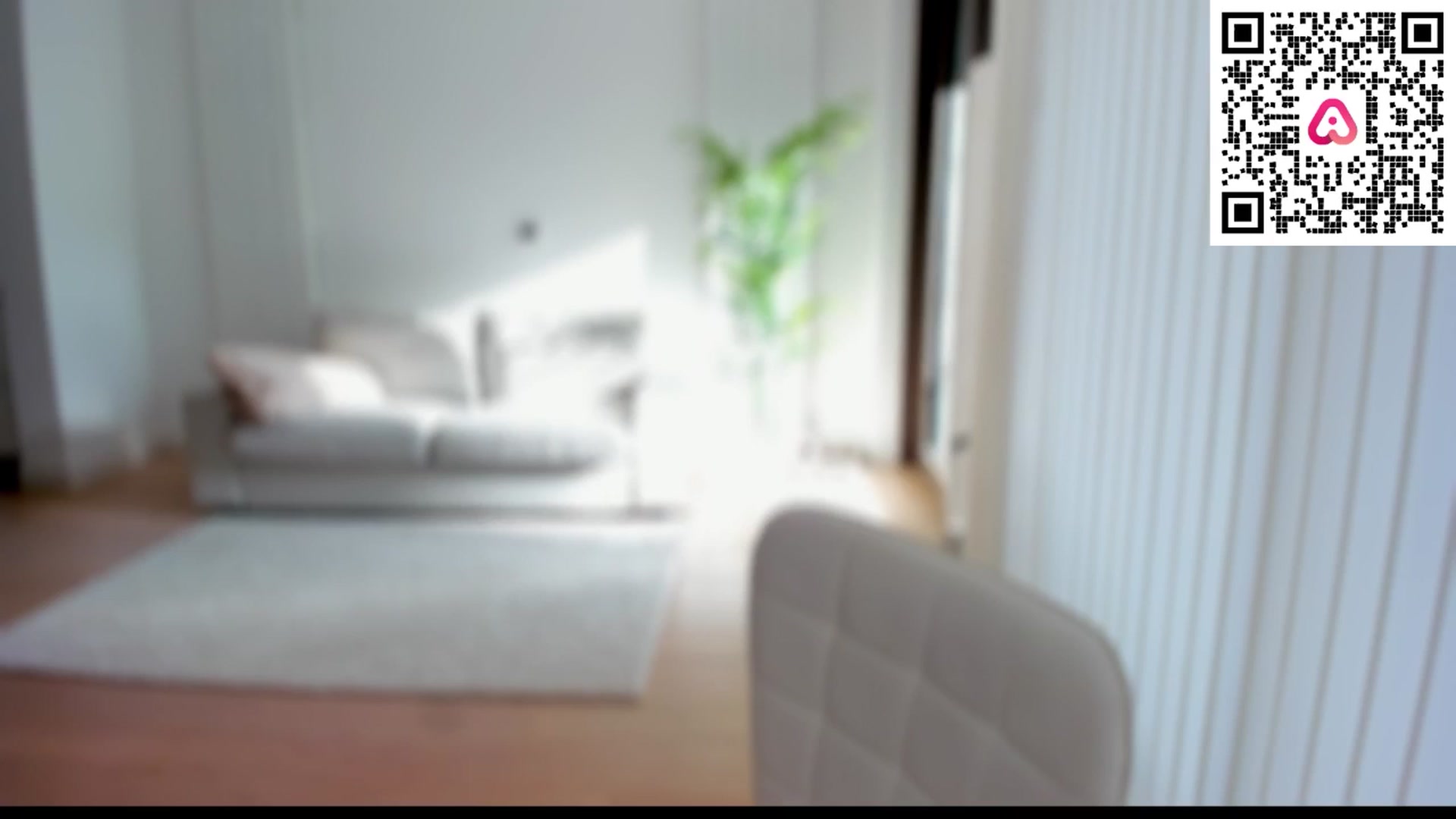 Gallery image thumbnail from XMirrabbellaX's myfreecams stream on, 02/06/2025, 14:41 image 8 of 20
