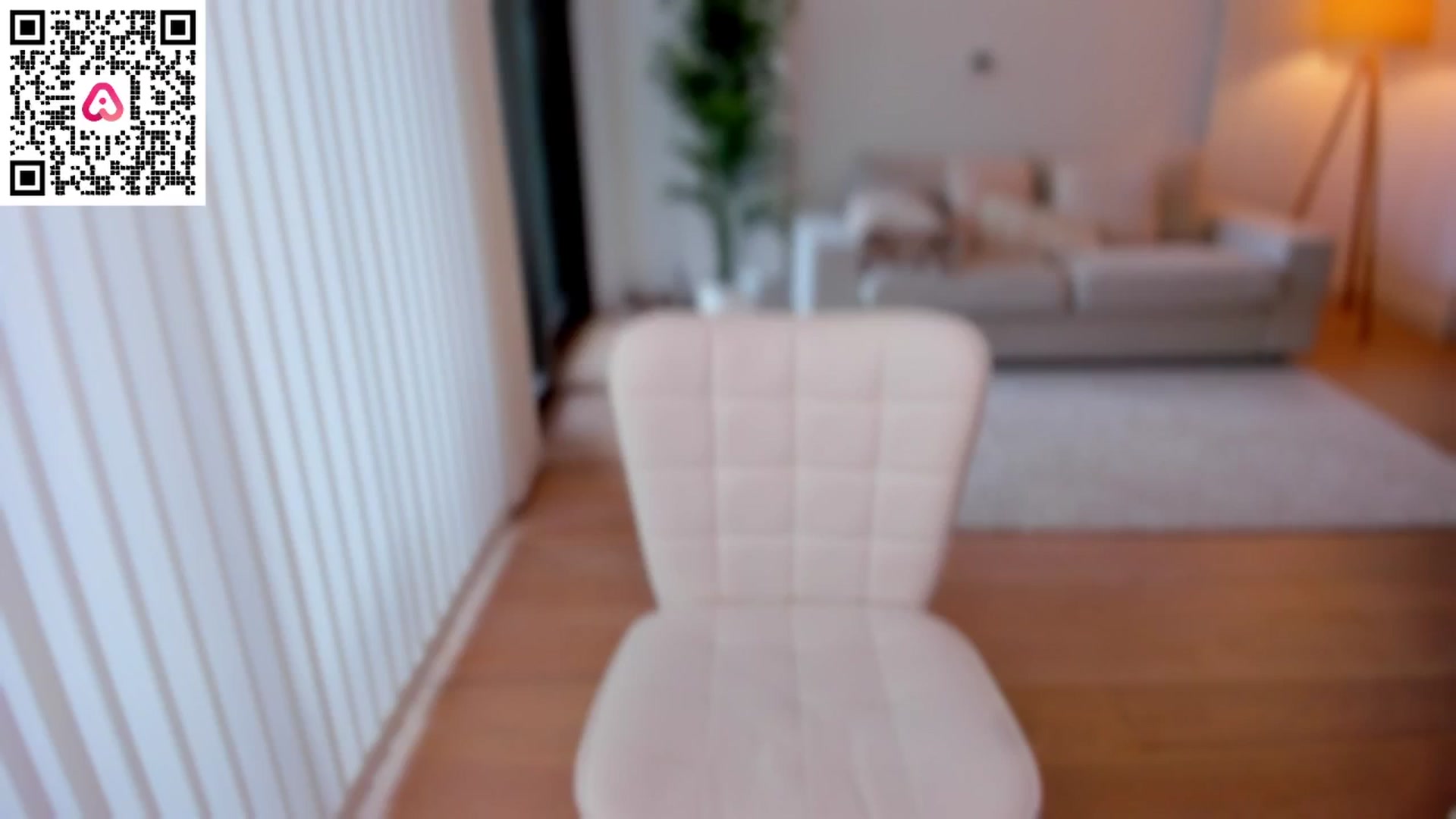 Gallery image thumbnail from XMirrabbellaX's myfreecams stream on, 02/11/2025, 12:52 image 14 of 20