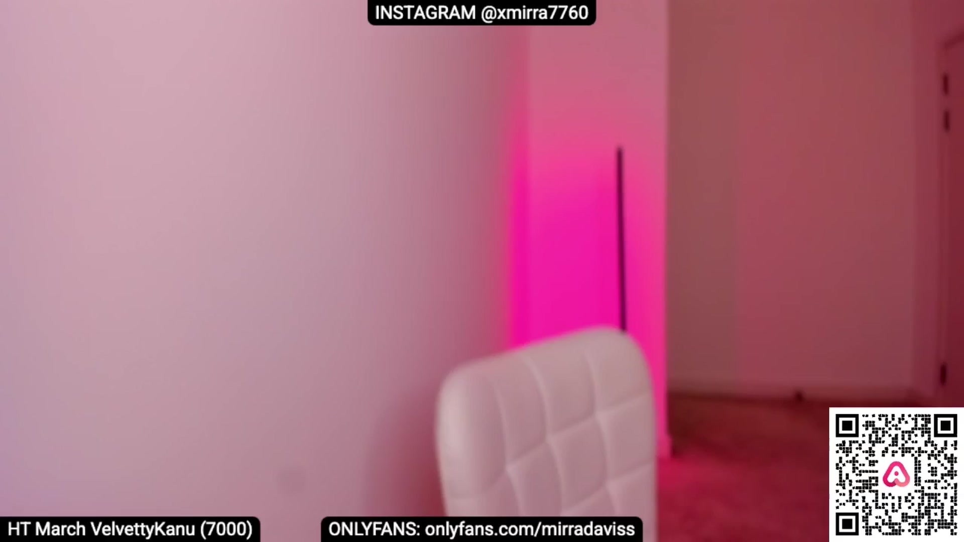 Gallery image thumbnail from XMirrabbellaX's myfreecams stream on, 03/14/2025, 14:29 image 13 of 20