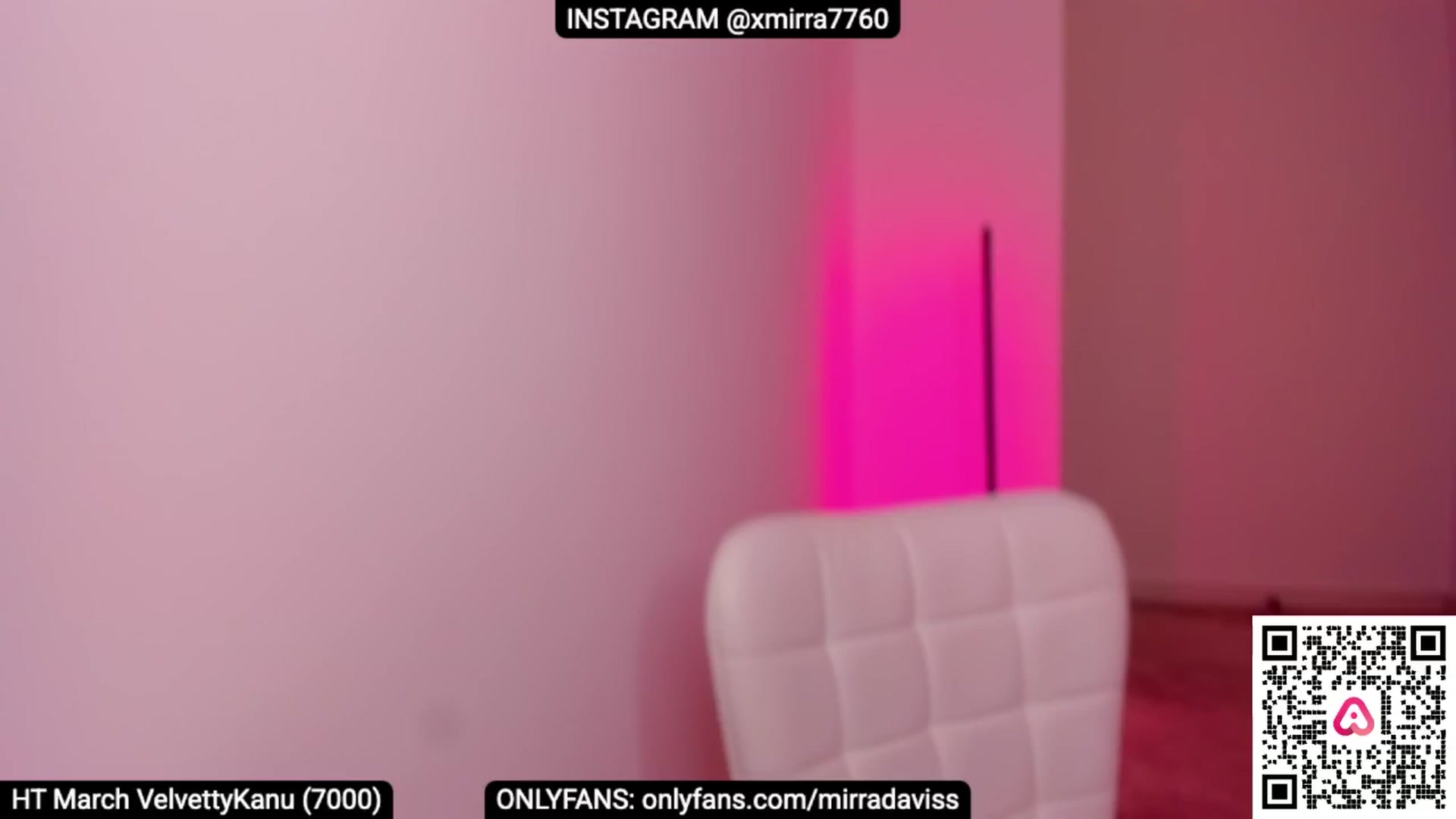 Gallery image thumbnail from XMirrabbellaX's myfreecams stream on, 03/14/2025, 14:29 image 11 of 20