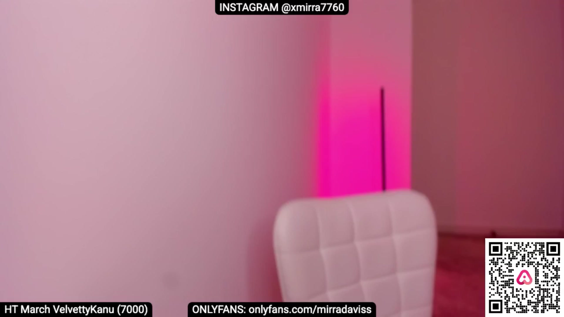 Gallery image thumbnail from XMirrabbellaX's myfreecams stream on, 03/14/2025, 14:29 image 9 of 20