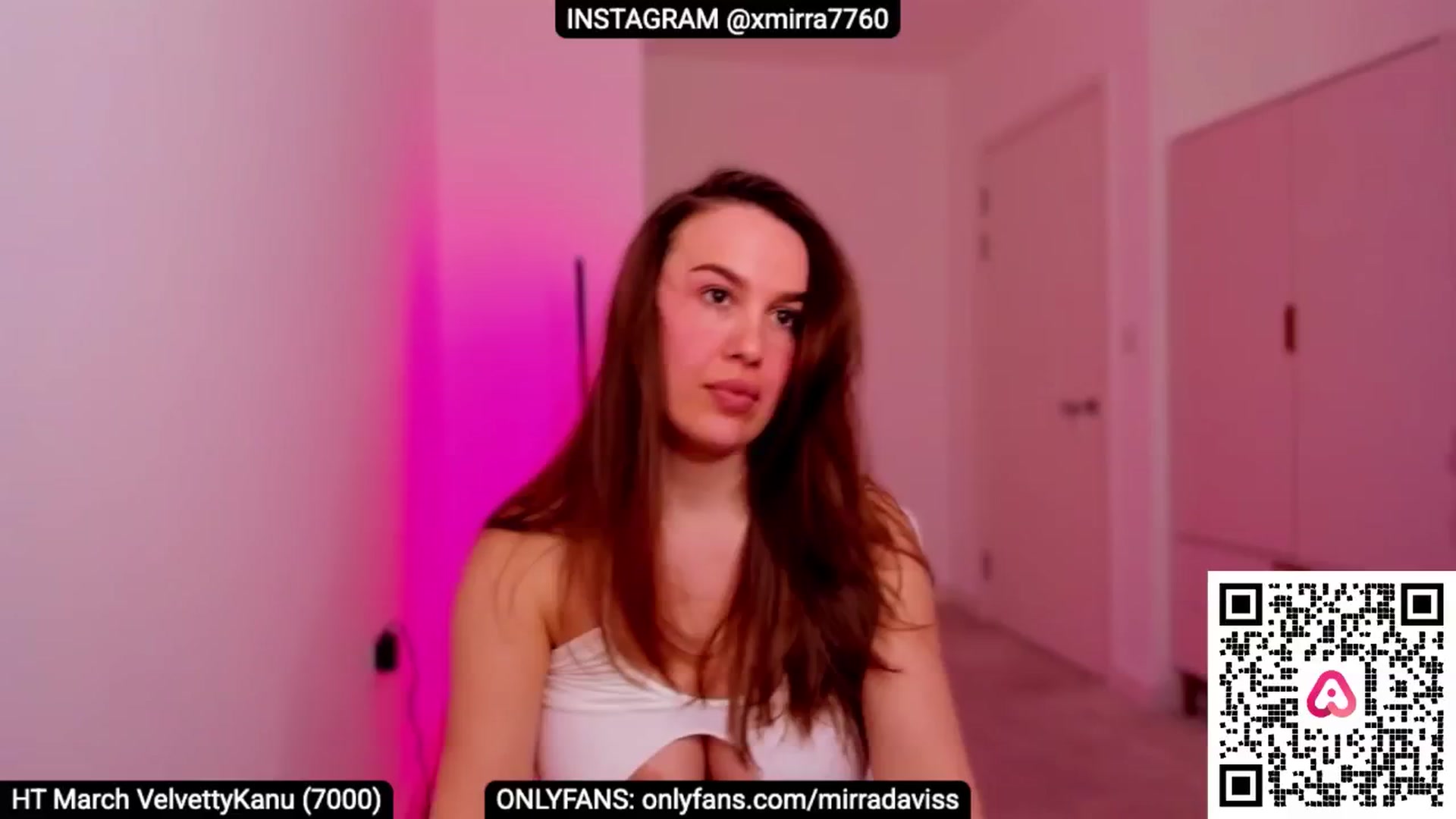 Gallery image thumbnail from XMirrabbellaX's myfreecams stream on, 03/18/2025, 13:04 image 8 of 20