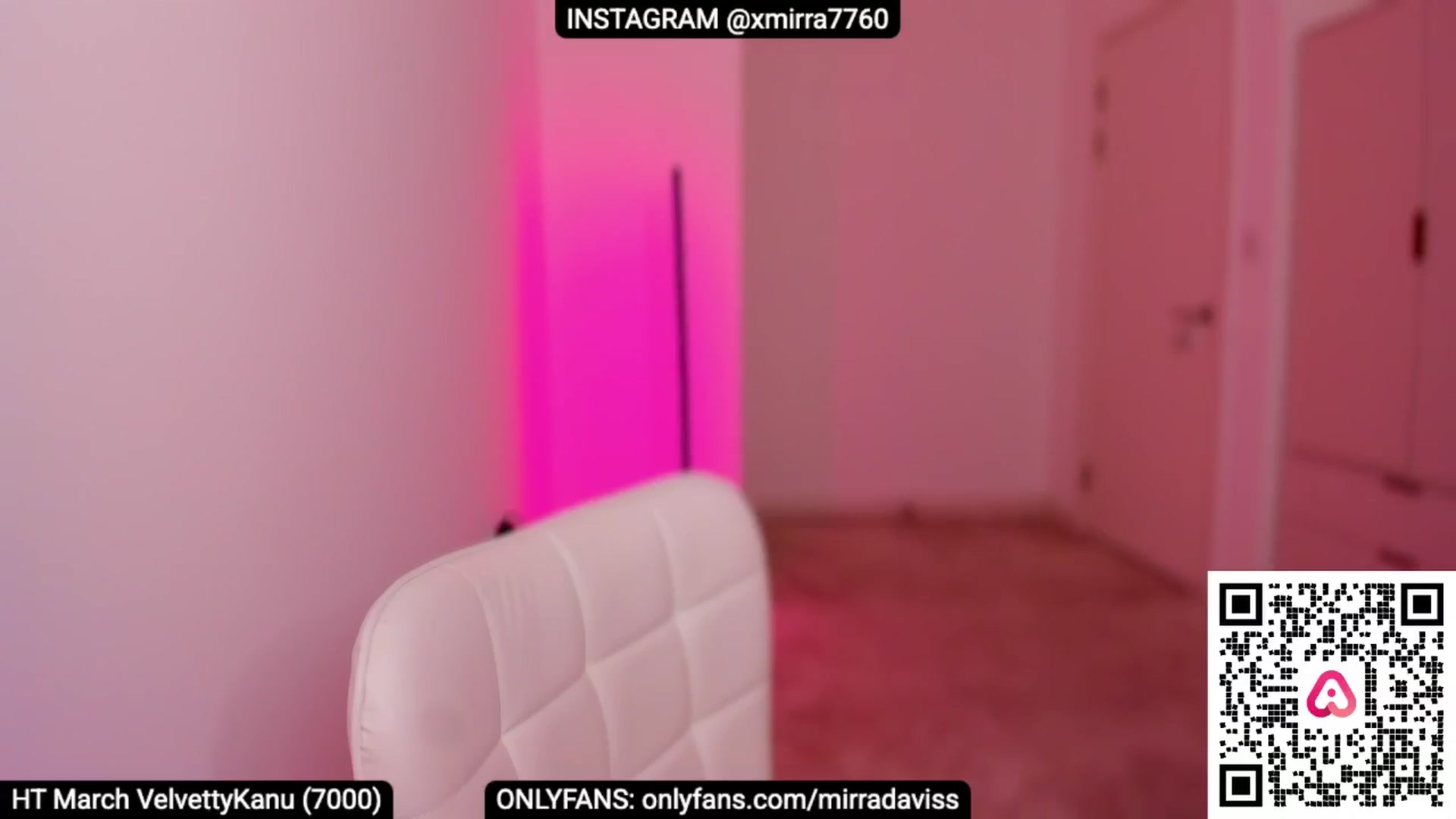 Gallery image thumbnail from XMirrabbellaX's myfreecams stream on, 03/19/2025, 16:29 image 8 of 20