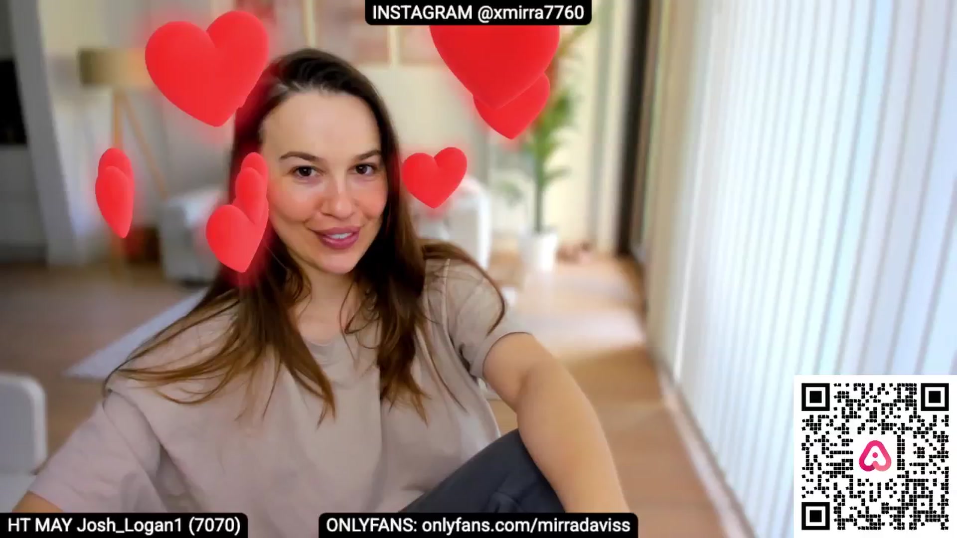 Gallery image thumbnail from XMirrabbellaX's myfreecams stream on, 05/16/2025, 08:08 image 11 of 20