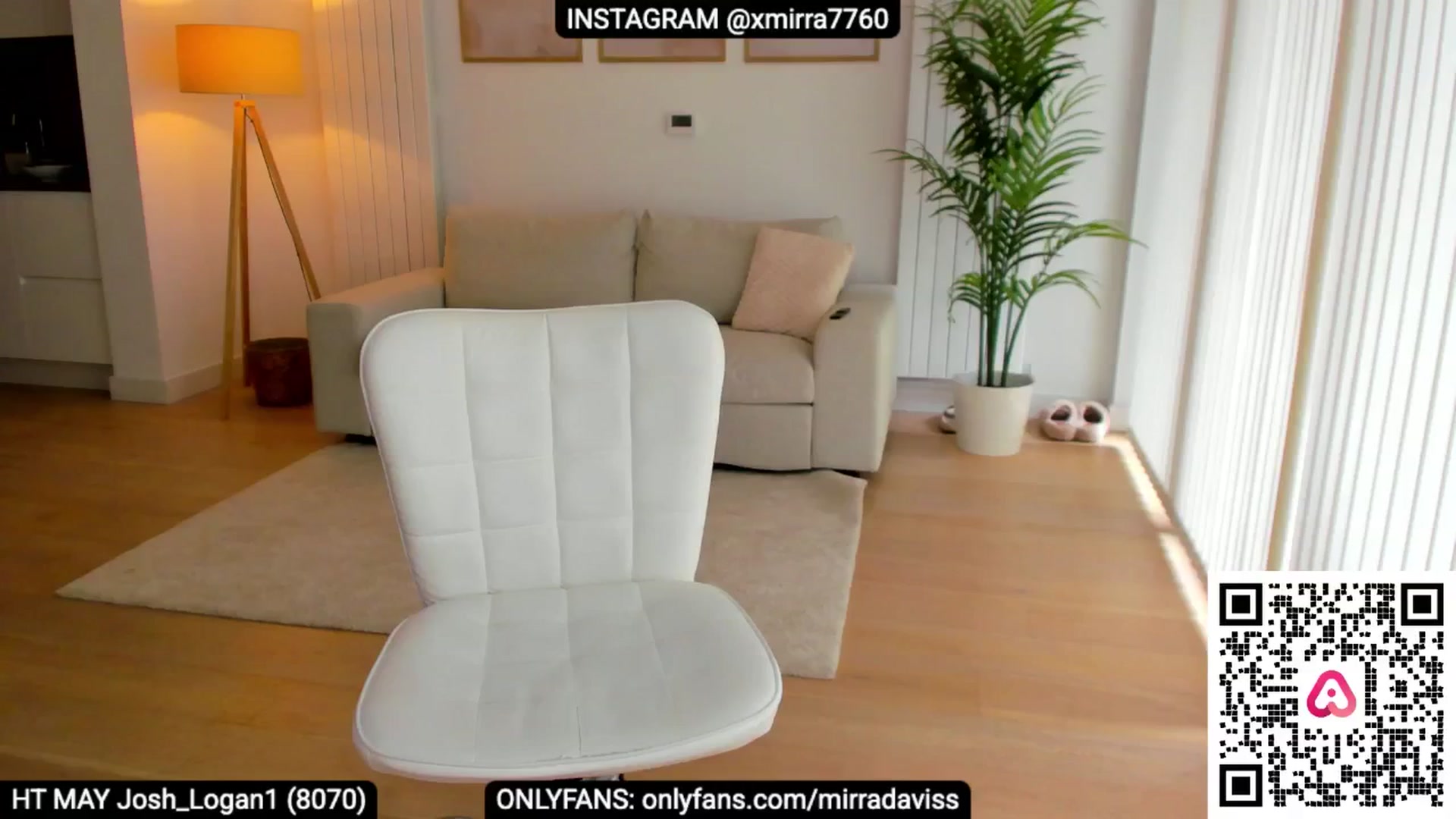 Gallery image thumbnail from XMirrabbellaX's myfreecams stream on, 05/21/2025, 14:23 image 19 of 20