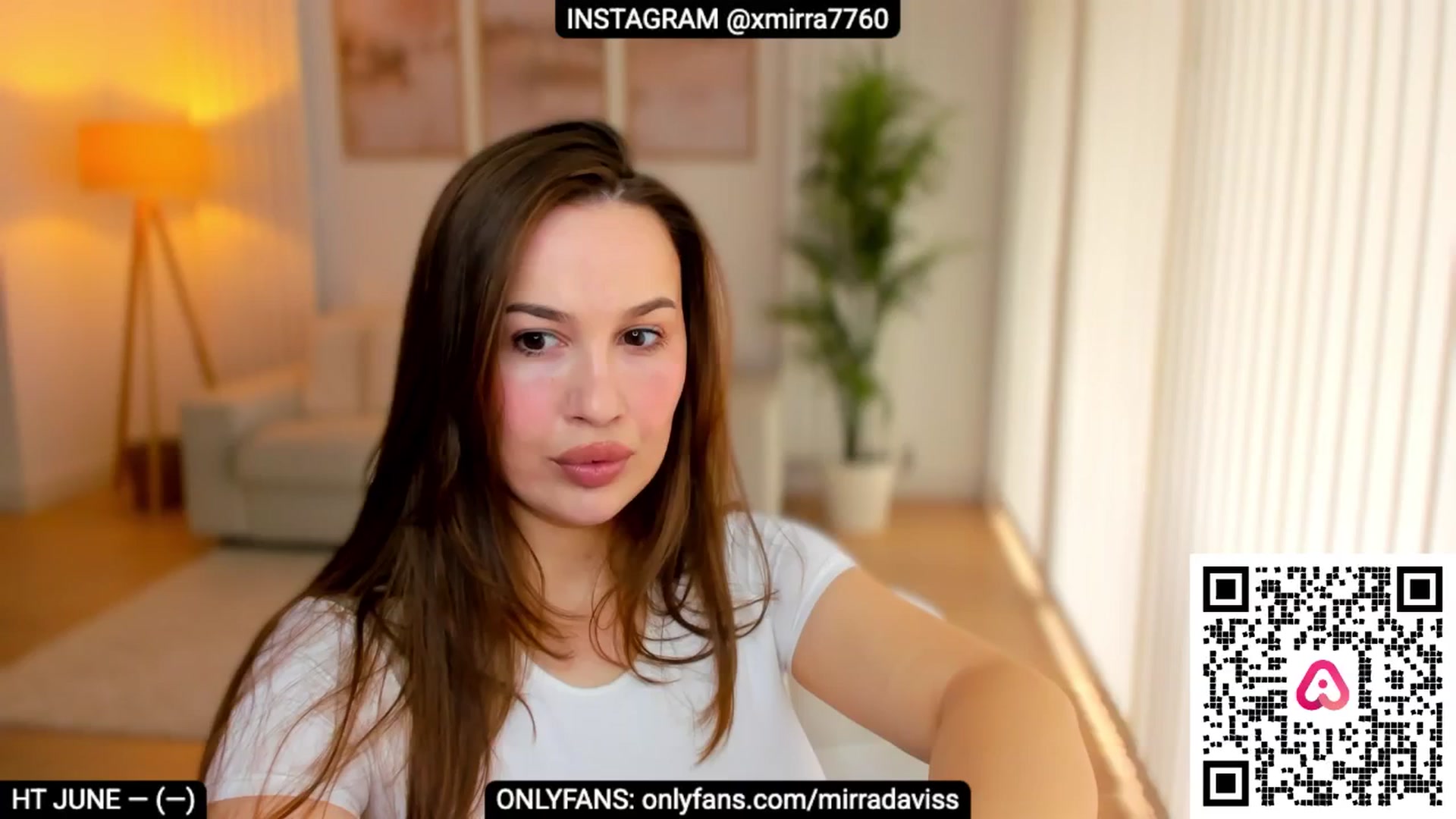 Gallery image thumbnail from XMirrabbellaX's myfreecams stream on, 06/03/2025, 13:06 image 1 of 20