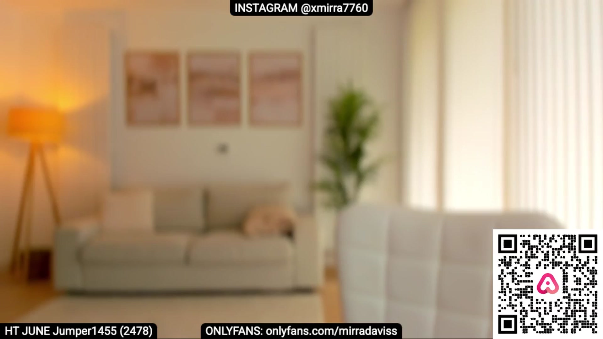 Gallery image thumbnail from XMirrabbellaX's myfreecams stream on, 06/04/2025, 14:10 image 2 of 20