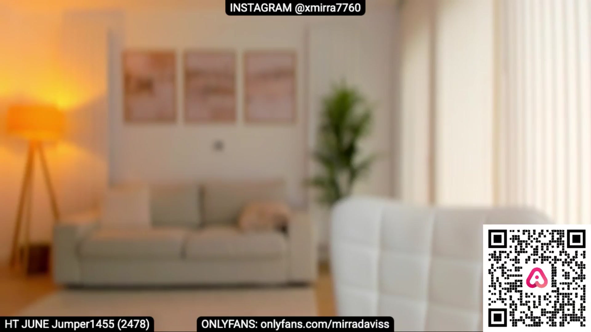 Gallery image thumbnail from XMirrabbellaX's myfreecams stream on, 06/04/2025, 14:10 image 1 of 20