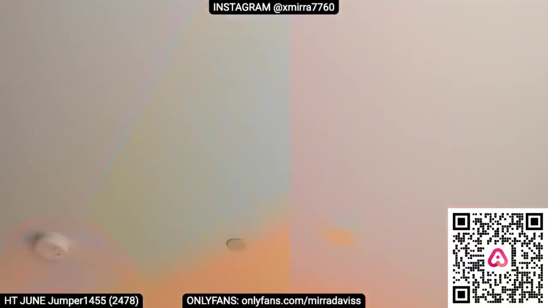 Gallery image thumbnail from XMirrabbellaX's myfreecams stream on, 06/05/2025, 13:26 image 2 of 20