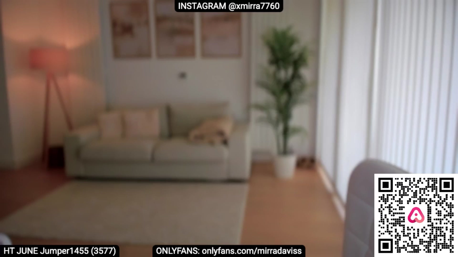 Gallery image thumbnail from XMirrabbellaX's myfreecams stream on, 06/06/2025, 13:00 image 5 of 20