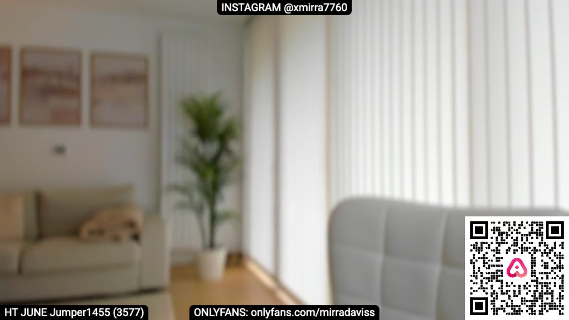 Gallery image thumbnail from XMirrabbellaX's myfreecams stream on, 06/06/2025, 15:17 image 4 of 20