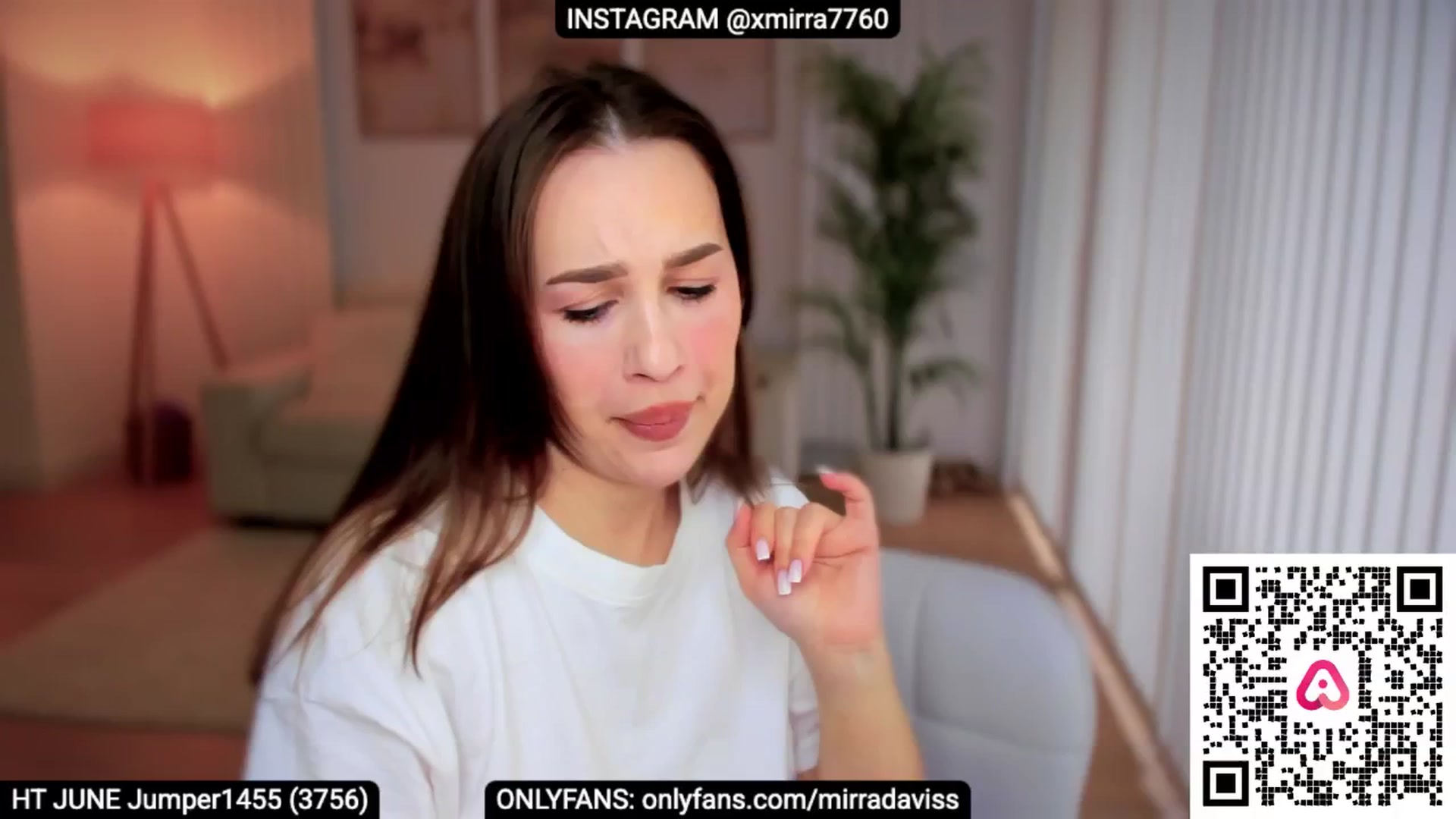 Gallery image thumbnail from XMirrabbellaX's myfreecams stream on, 06/11/2025, 12:26 image 1 of 20