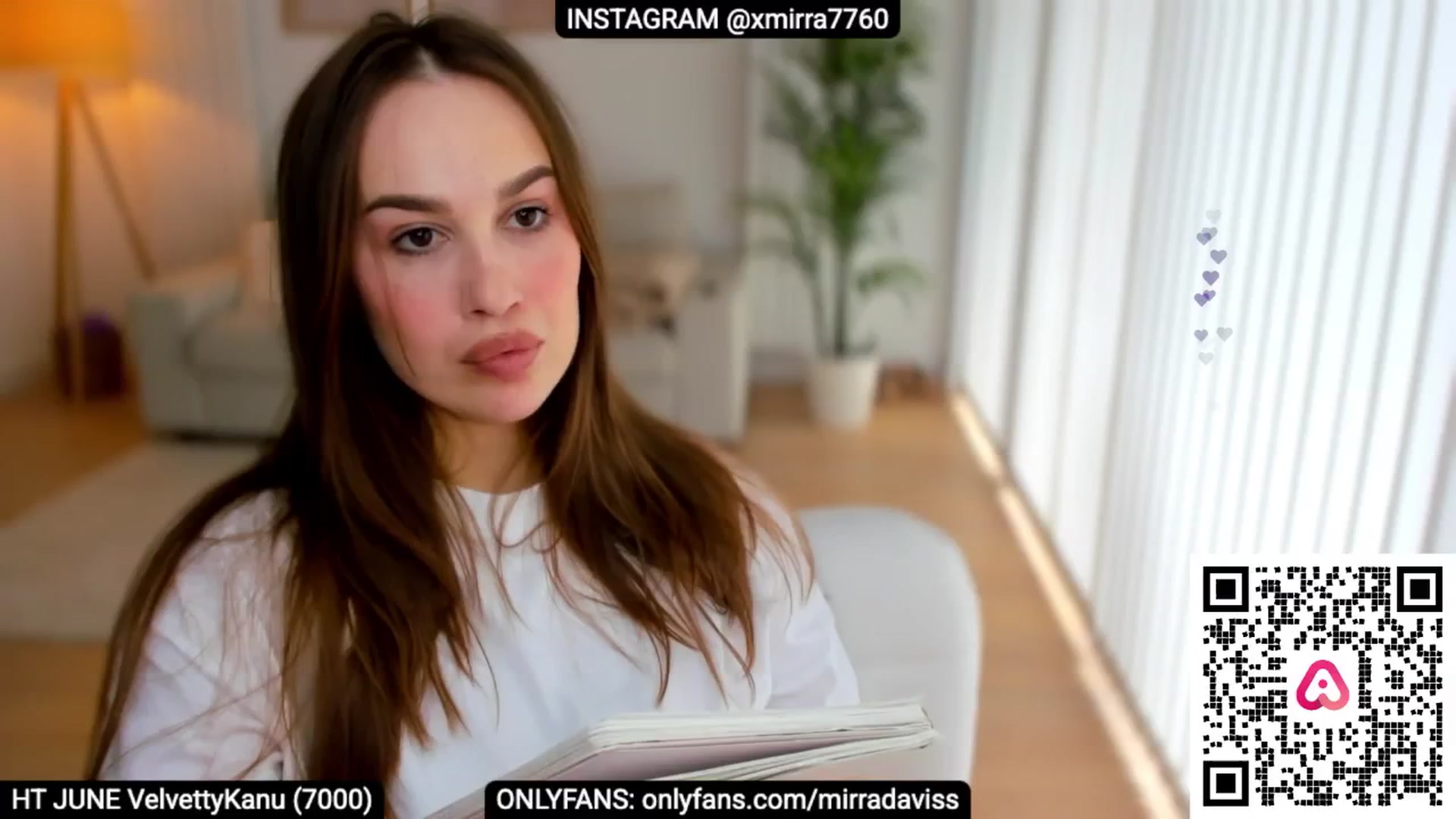 Gallery image thumbnail from XMirrabbellaX's myfreecams stream on, 06/11/2025, 15:57 image 3 of 20