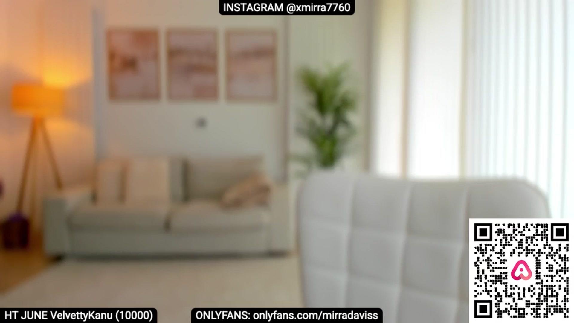 Gallery image thumbnail from XMirrabbellaX's myfreecams stream on, 06/19/2025, 16:25 image 5 of 20