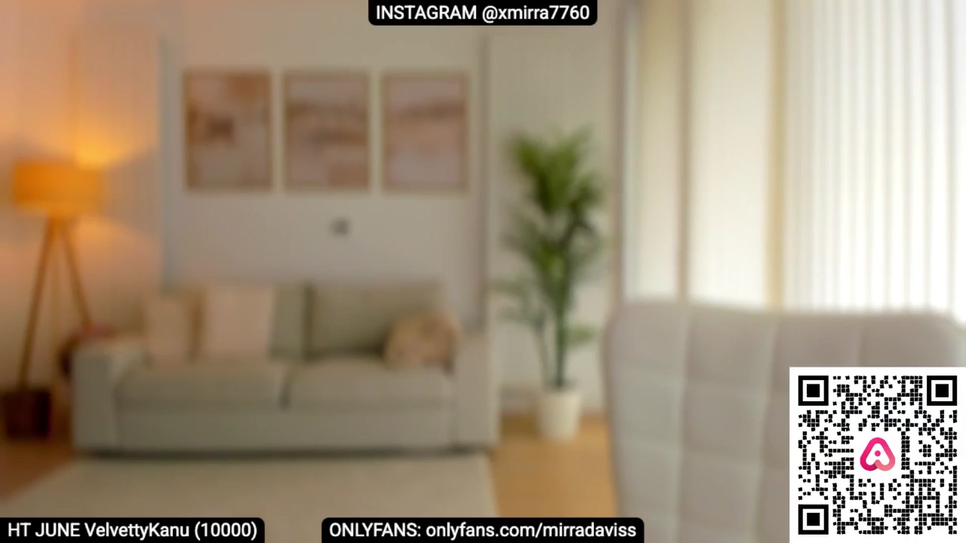 Gallery image thumbnail from XMirrabbellaX's myfreecams stream on, 06/23/2025, 12:17 image 2 of 20