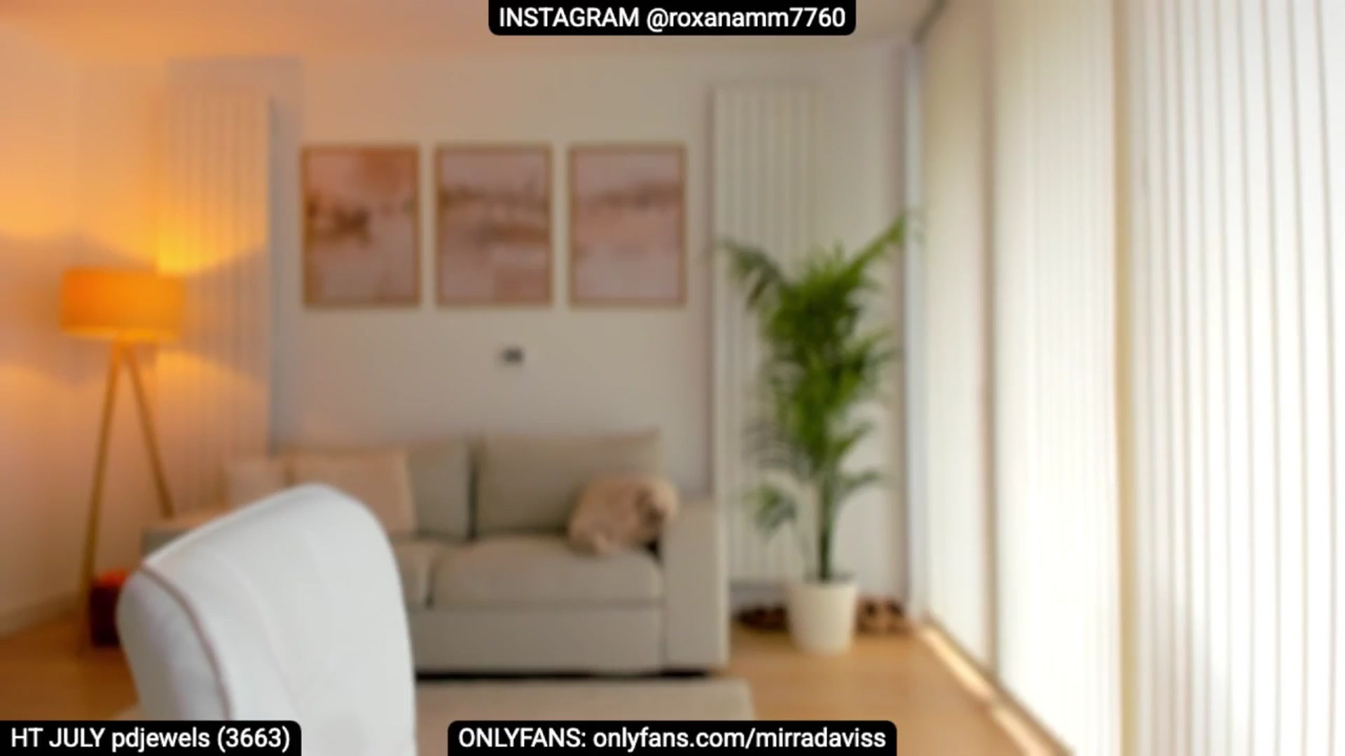Gallery image thumbnail from XMirrabbellaX's myfreecams stream on, 07/17/2025, 15:06 image 20 of 20