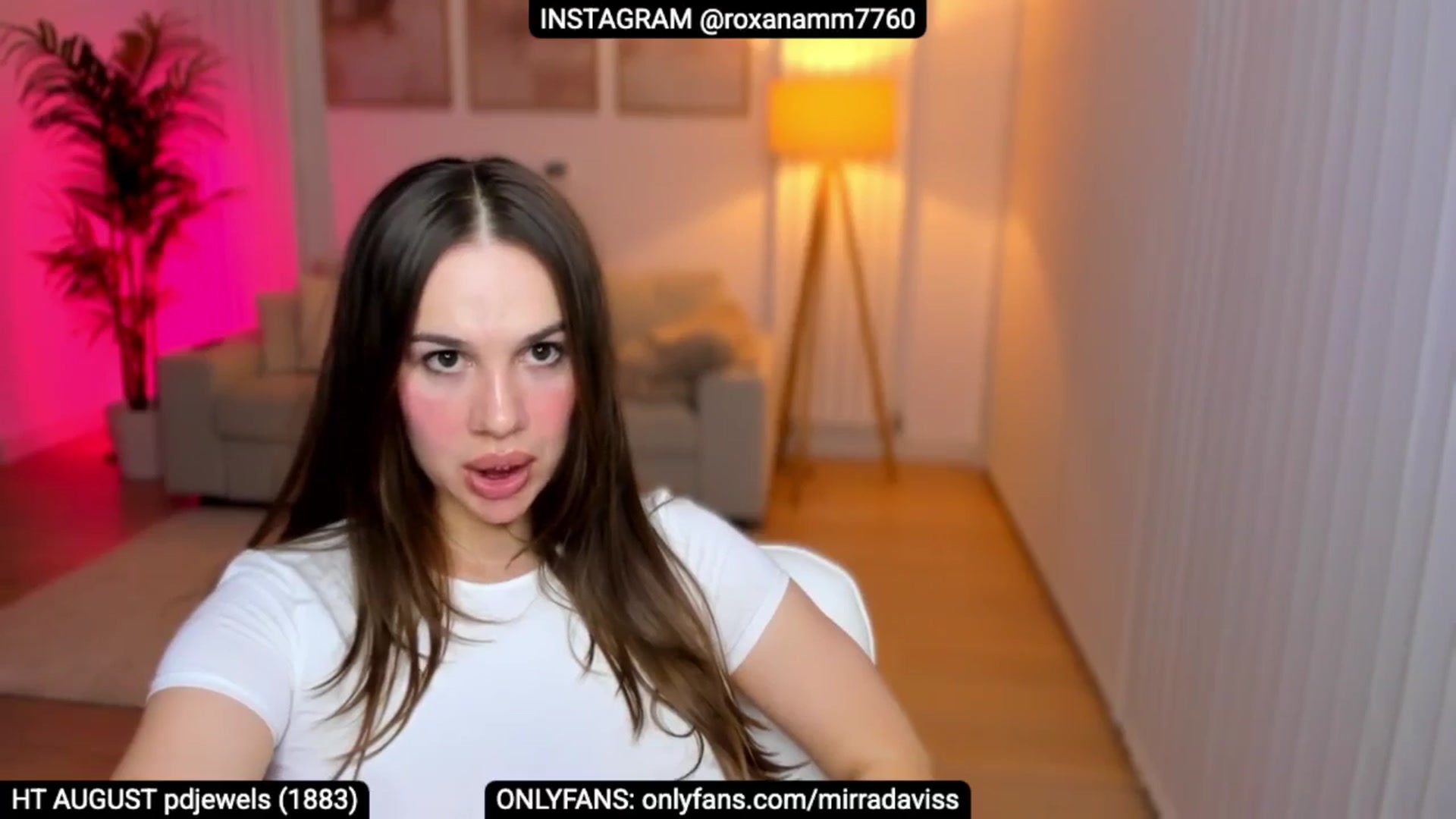 Gallery image thumbnail from XMirrabbellaX's myfreecams stream on, 08/05/2025, 22:24 image 20 of 20