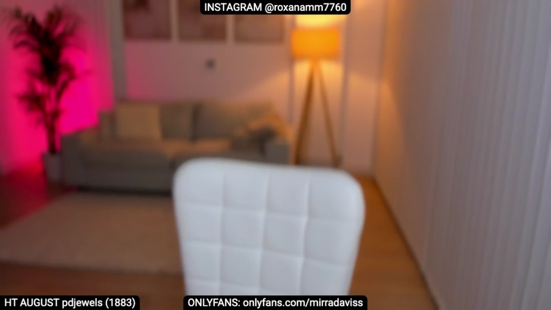 Gallery image thumbnail from XMirrabbellaX's myfreecams stream on, 08/05/2025, 23:45 image 13 of 20