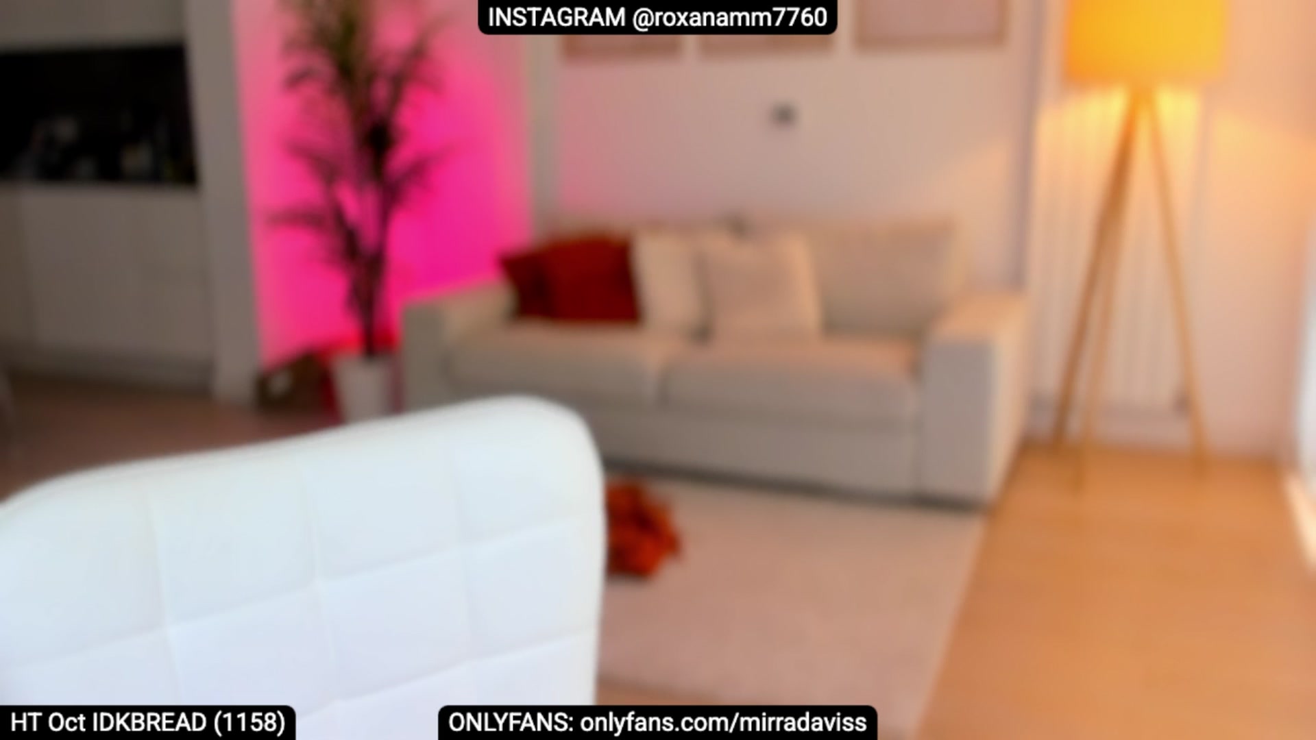 Gallery image thumbnail from XMirrabbellaX's myfreecams stream on, 10/15/2025, 14:18 image 20 of 20