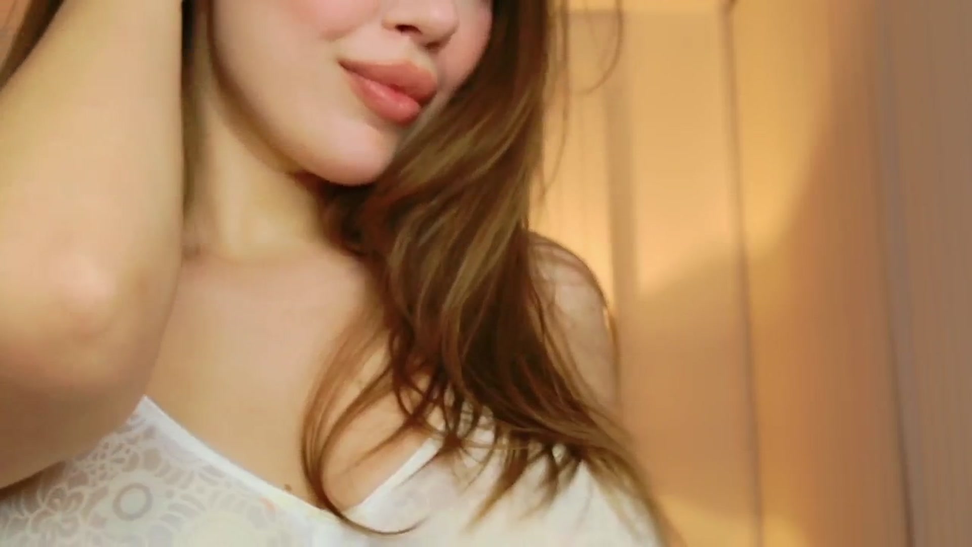 Gallery image thumbnail from XMirrabbellaX's myfreecams stream on, 11/06/2025, 17:20 image 11 of 20
