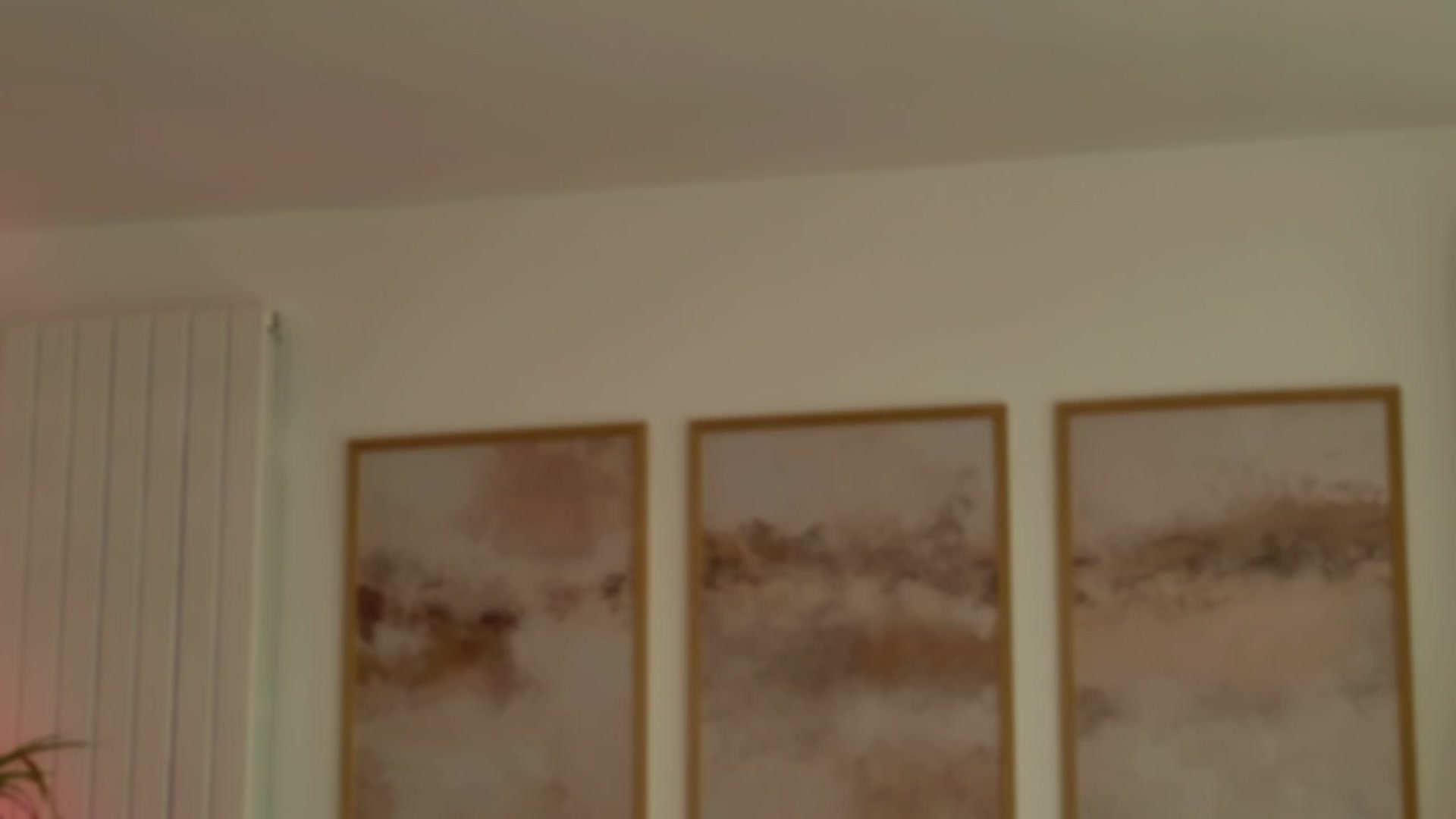 Gallery image thumbnail from XMirrabbellaX's myfreecams stream on, 11/12/2025, 16:42 image 9 of 20