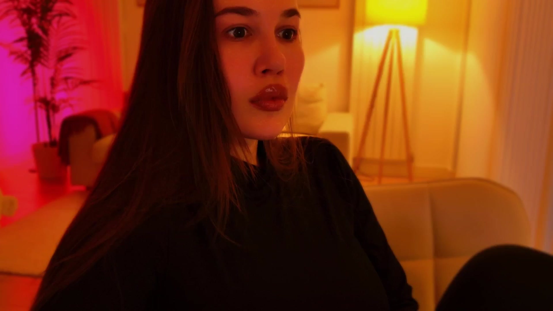 Gallery image thumbnail from XMirrabbellaX's myfreecams stream on, 11/24/2025, 16:42 image 5 of 20