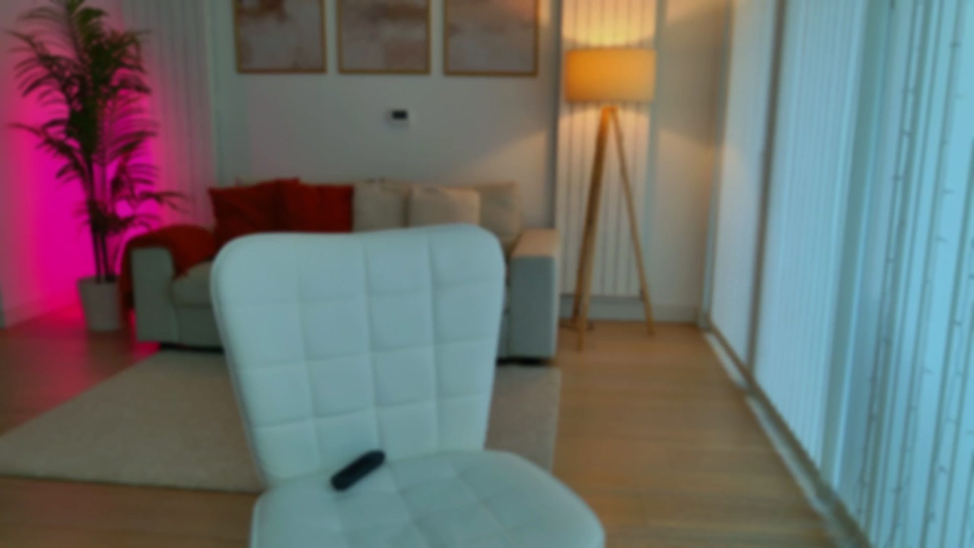 Gallery image thumbnail from XMirrabbellaX's myfreecams stream on, 12/11/2025, 17:05 image 3 of 20