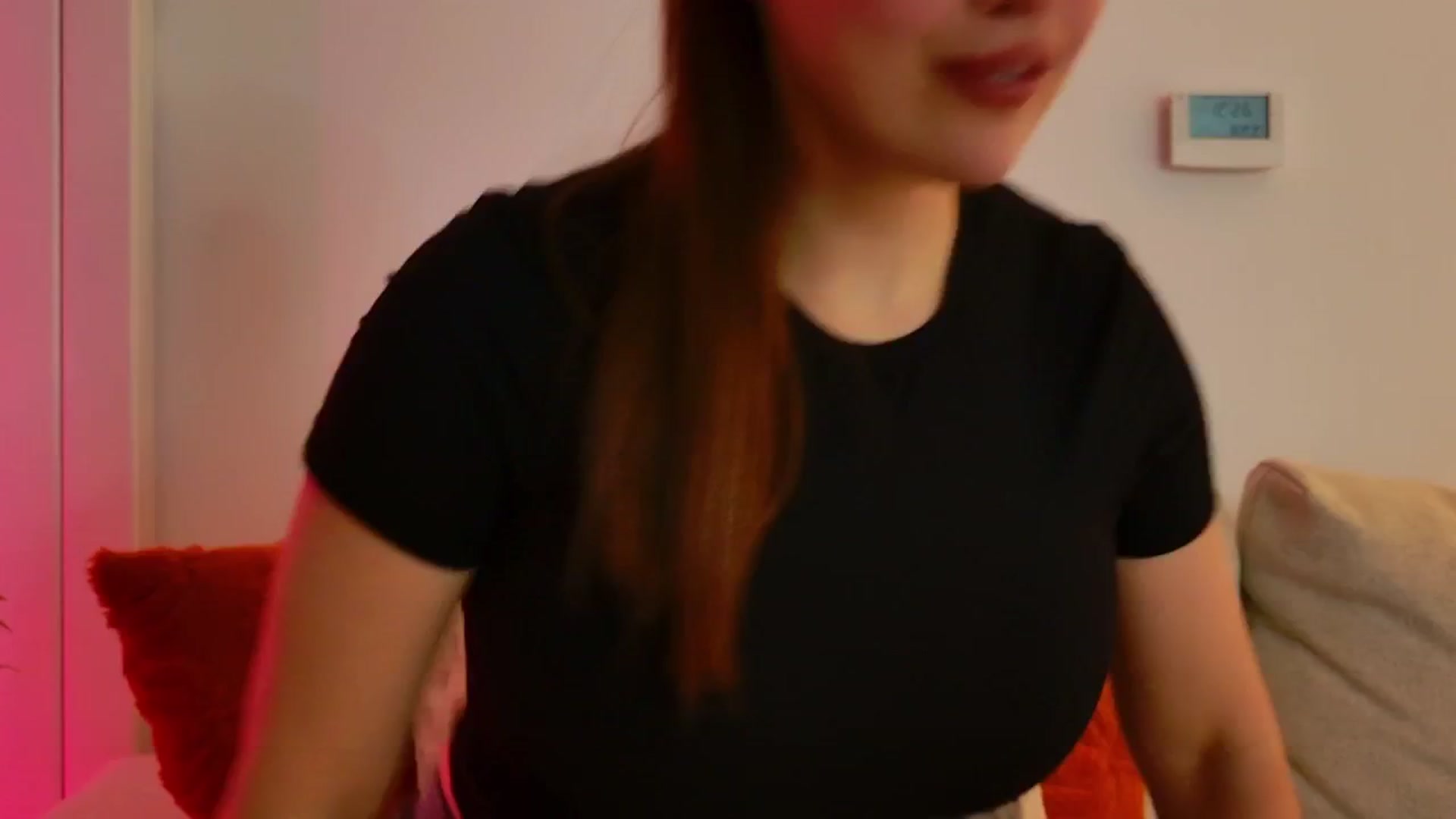 Gallery image thumbnail from XMirrabbellaX's myfreecams stream on, 01/13/2026, 13:05 image 8 of 20