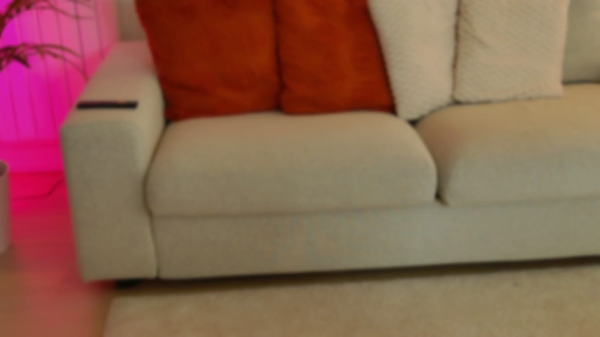 Gallery image thumbnail from XMirrabbellaX's myfreecams stream on, 01/22/2026, 15:17 image 7 of 20